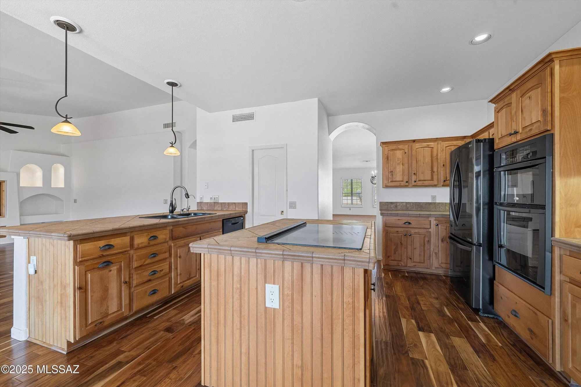 Property Slideshow image 31 of 50 | 65639 e stoney ridge dr, Tucson, AZ, 85739