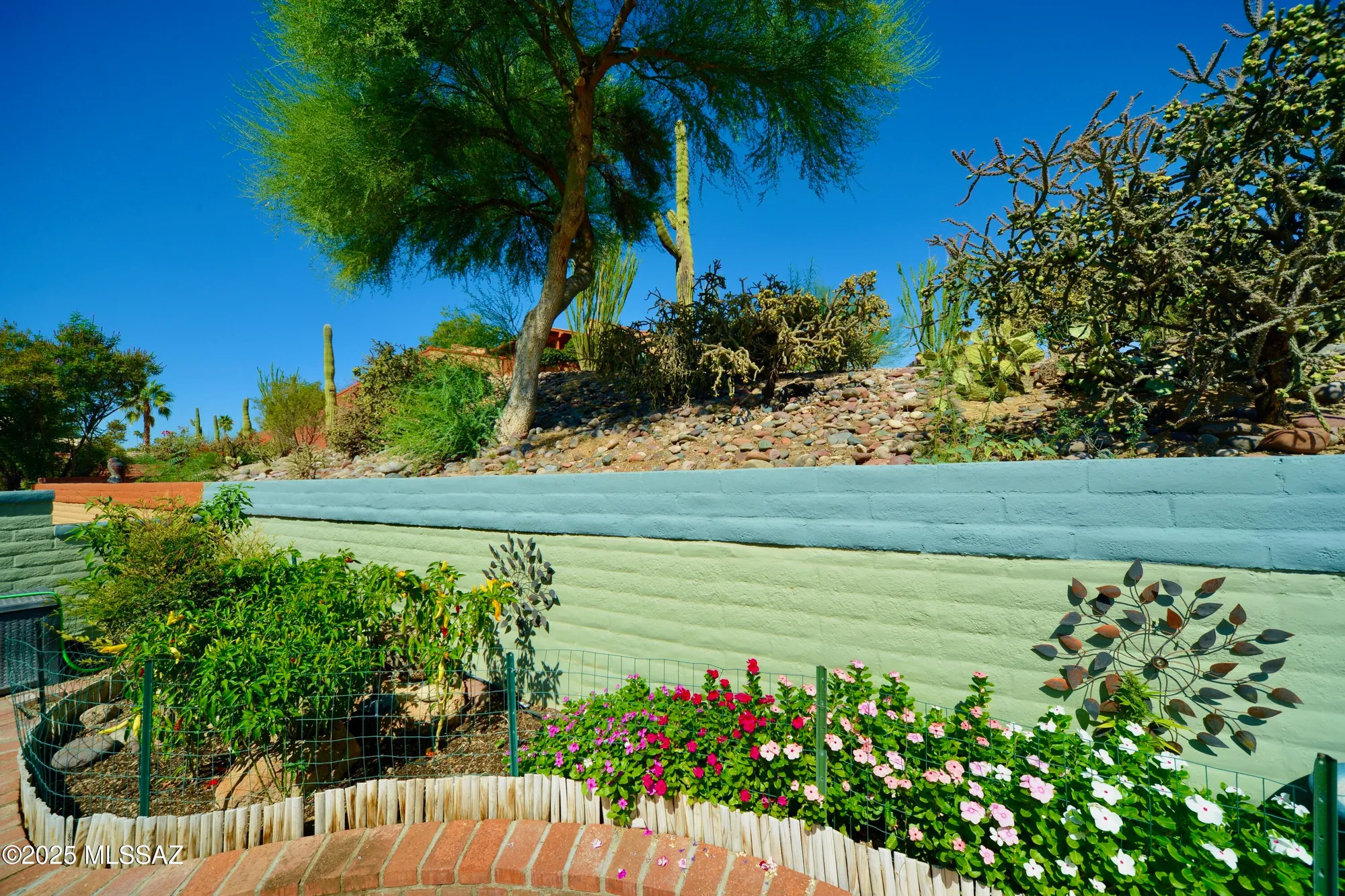 Property Slideshow image 15 of 42 | 1360 w camino alicante, Green Valley, AZ, 85622
