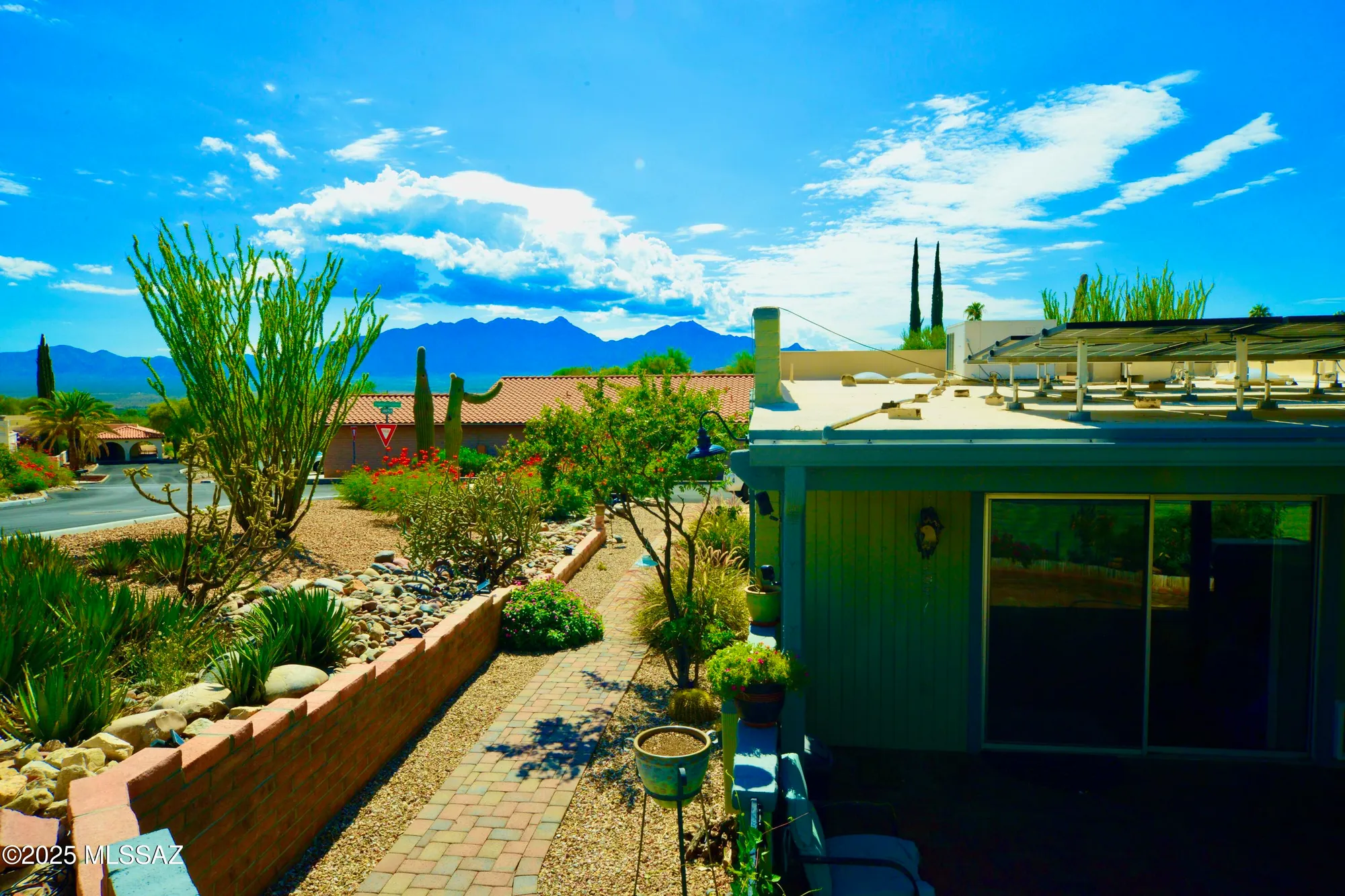 Property Slideshow image 3 of 42 | 1360 w camino alicante, Green Valley, AZ, 85622