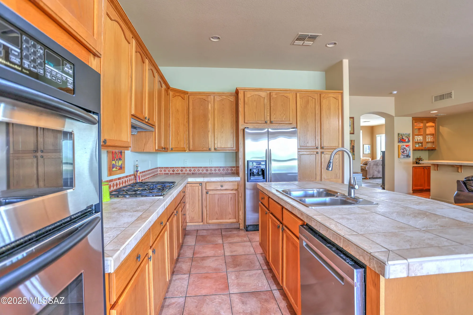 Property Slideshow image 11 of 41 | 2303 e desert pueblo pass, Green Valley, AZ, 85614