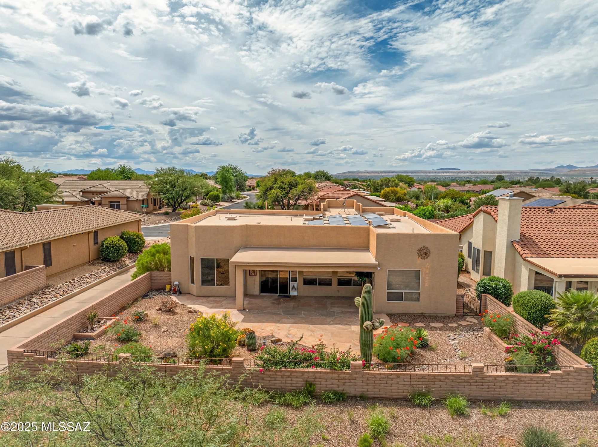 Property Slideshow image 35 of 41 | 2303 e desert pueblo pass, Green Valley, AZ, 85614
