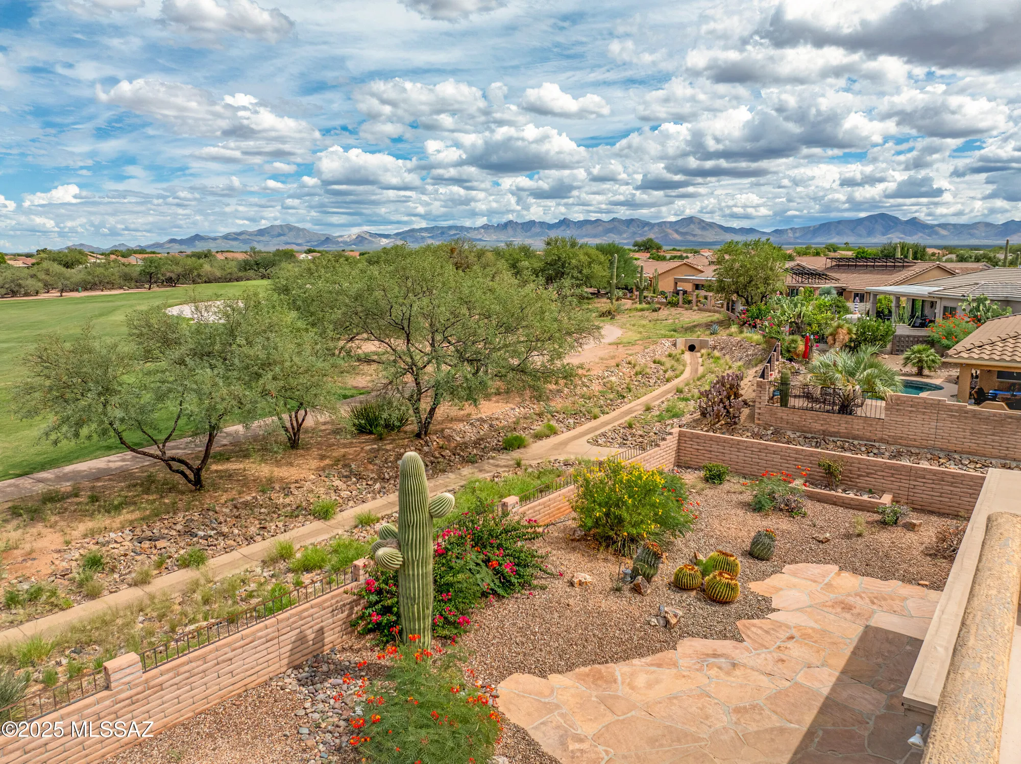 Property Slideshow image 36 of 41 | 2303 e desert pueblo pass, Green Valley, AZ, 85614