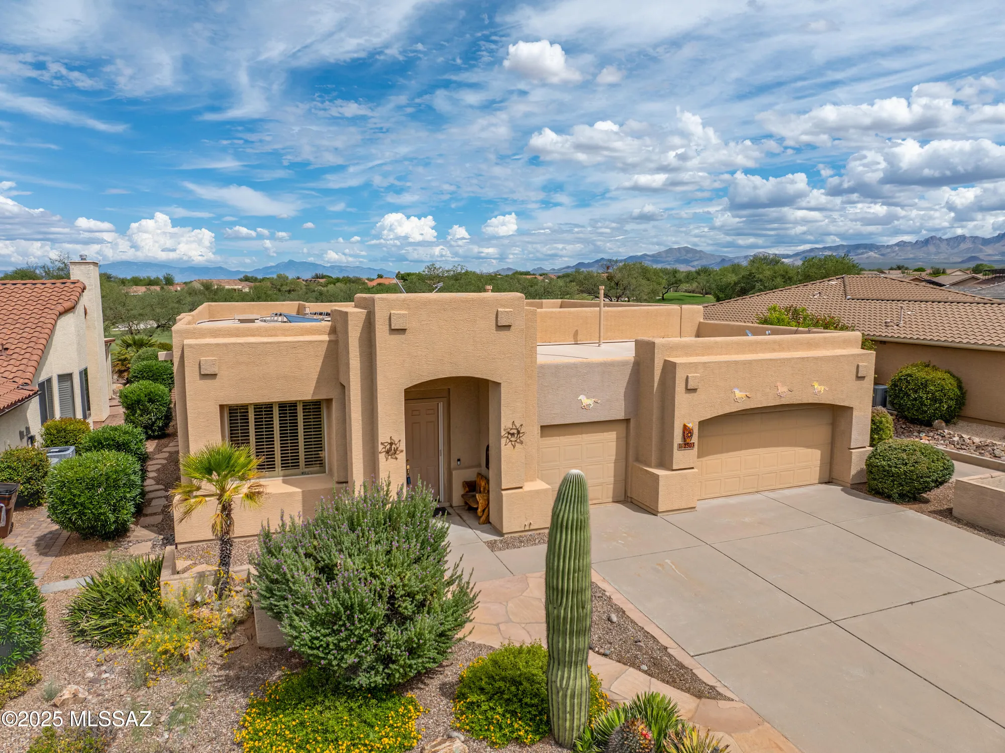 Property Slideshow image 40 of 41 | 2303 e desert pueblo pass, Green Valley, AZ, 85614