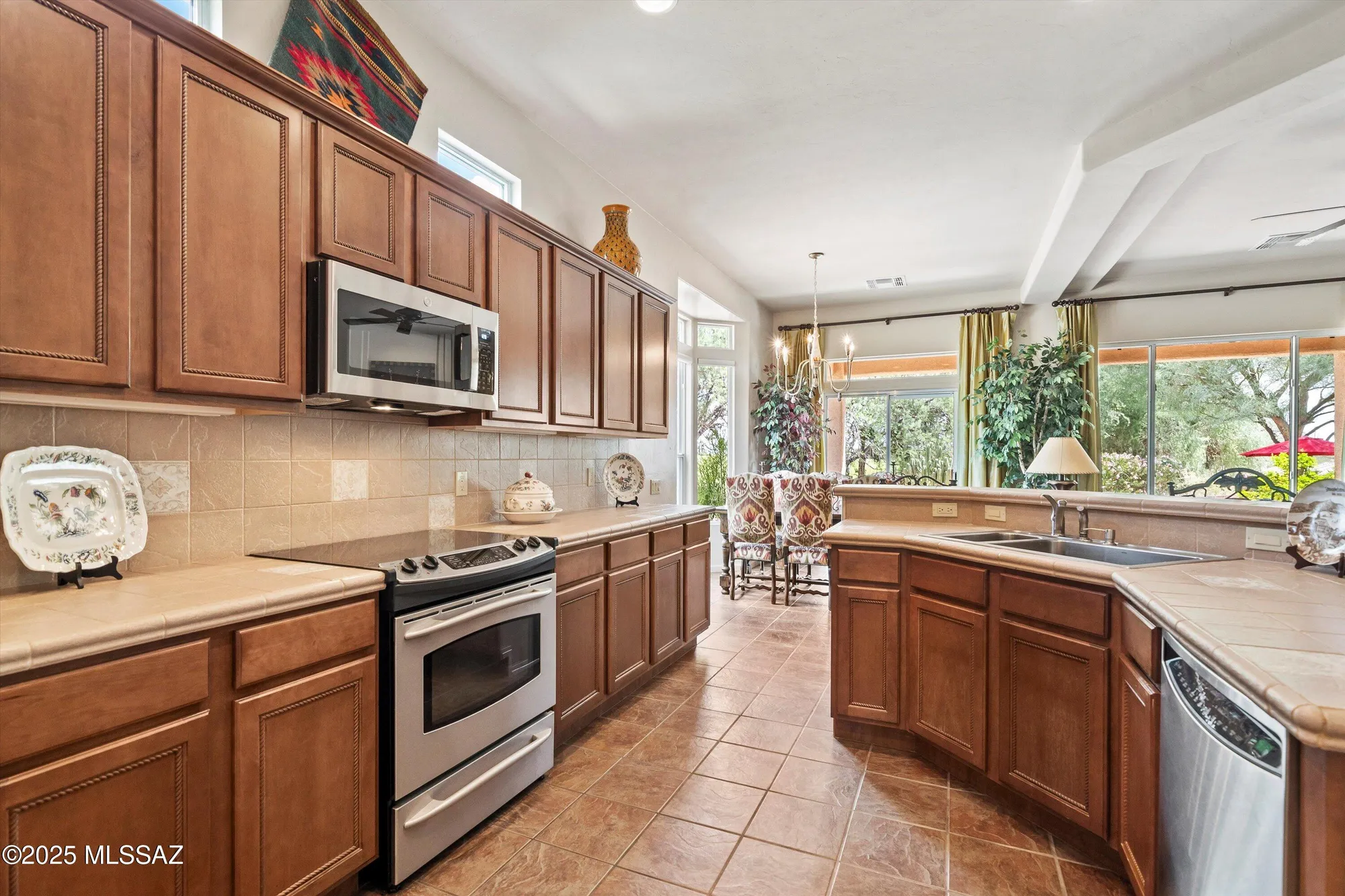 Property Slideshow image 16 of 50 | 13674 n nightstar ct, Marana, AZ, 85658