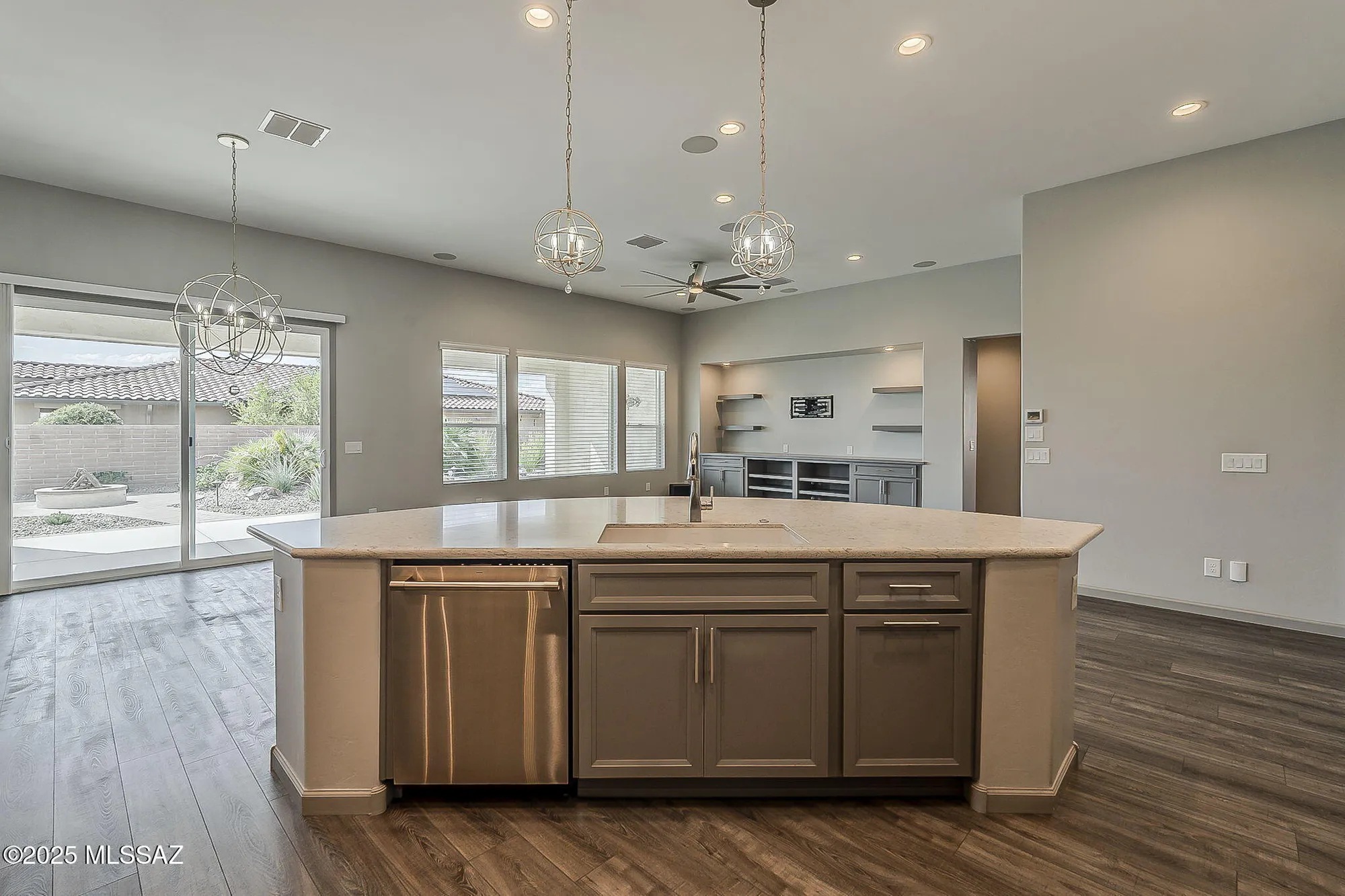 Property Slideshow image 13 of 52 | 525 n sonoma vista dr, Green Valley, AZ, 85614