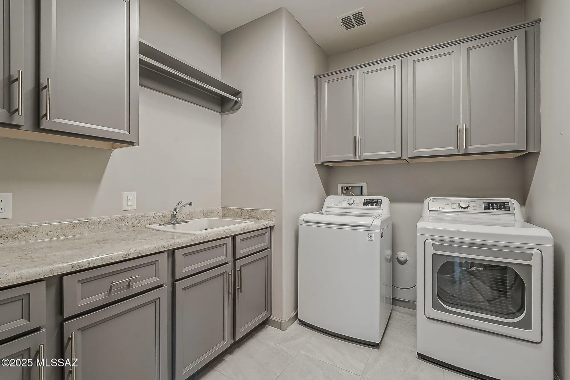 Property Slideshow image 24 of 52 | 525 n sonoma vista dr, Green Valley, AZ, 85614