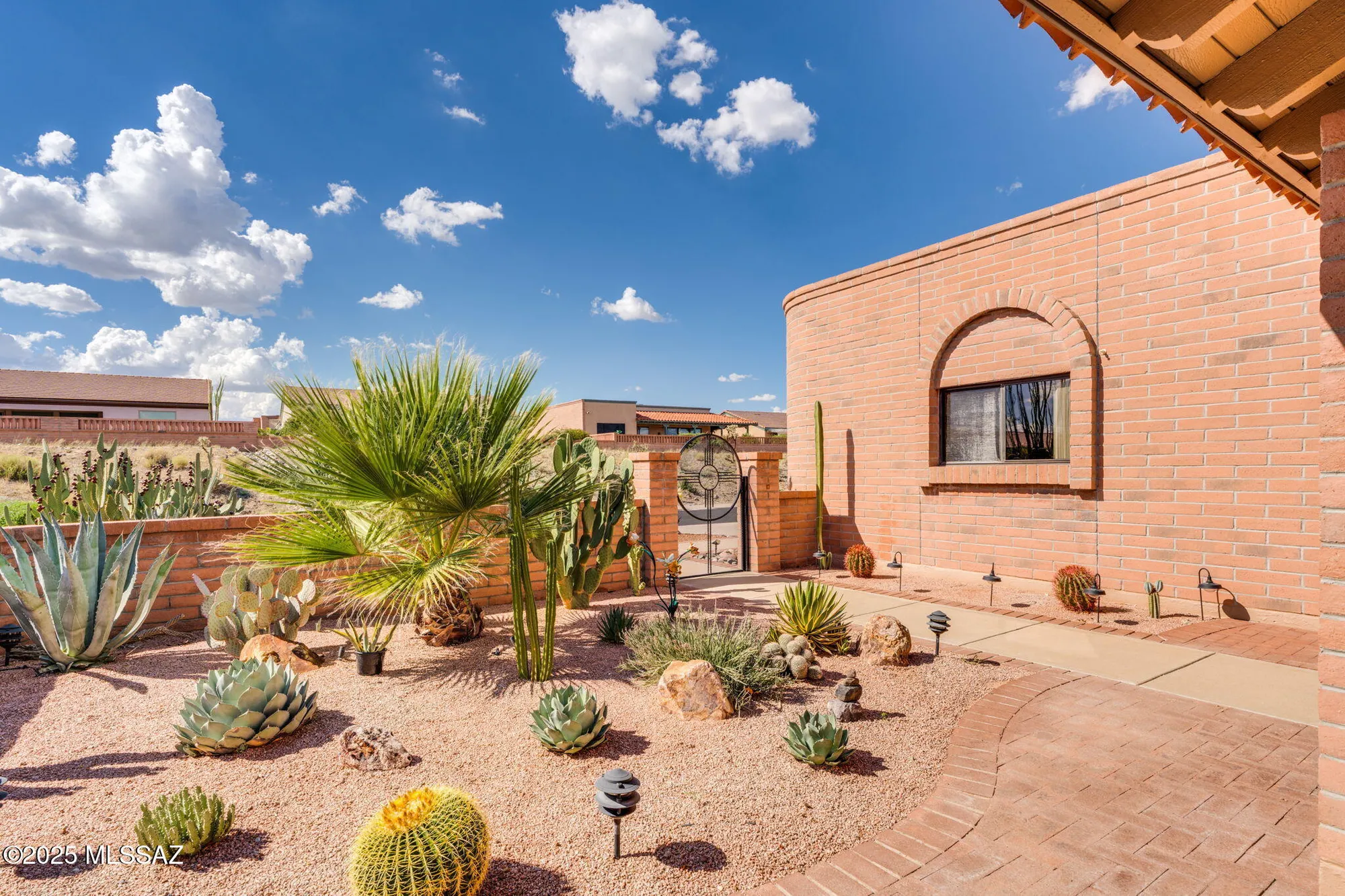 Property Slideshow image 3 of 50 | 4947 s harvest moon dr, Green Valley, AZ, 85622