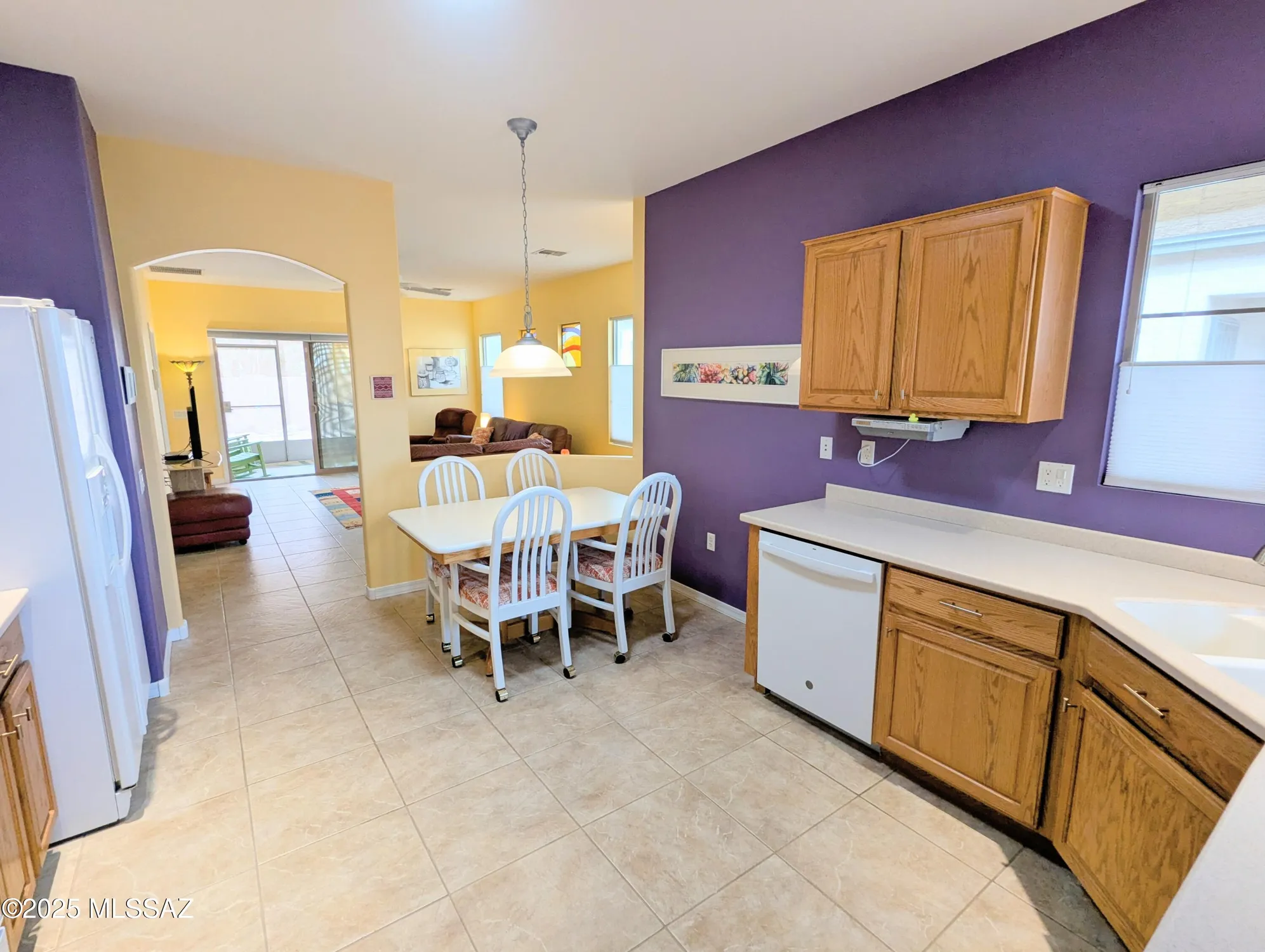Property Slideshow image 16 of 50 | 111 w calle moncayo, Sahuarita, AZ, 85629