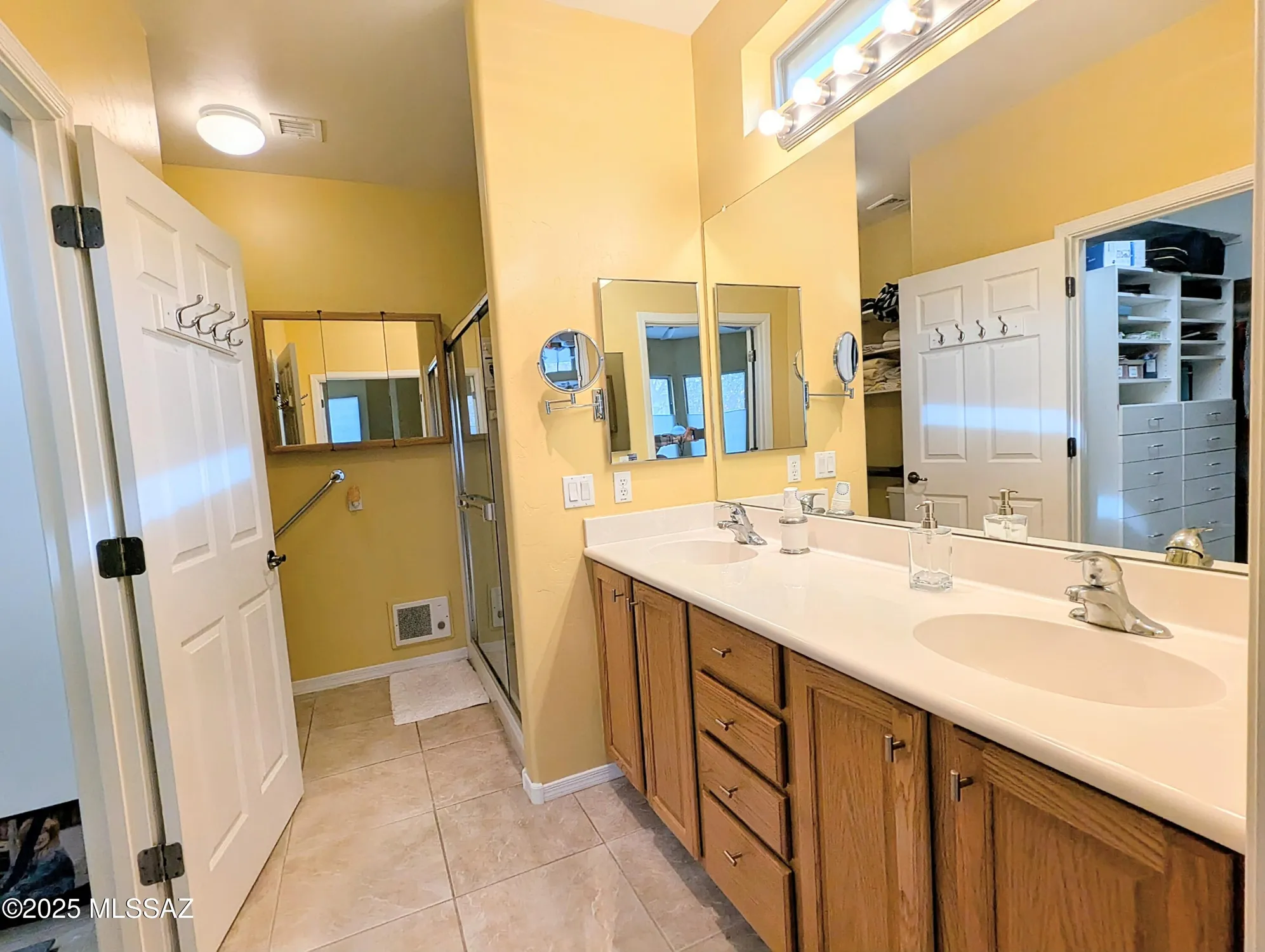 Property Slideshow image 26 of 50 | 111 w calle moncayo, Sahuarita, AZ, 85629