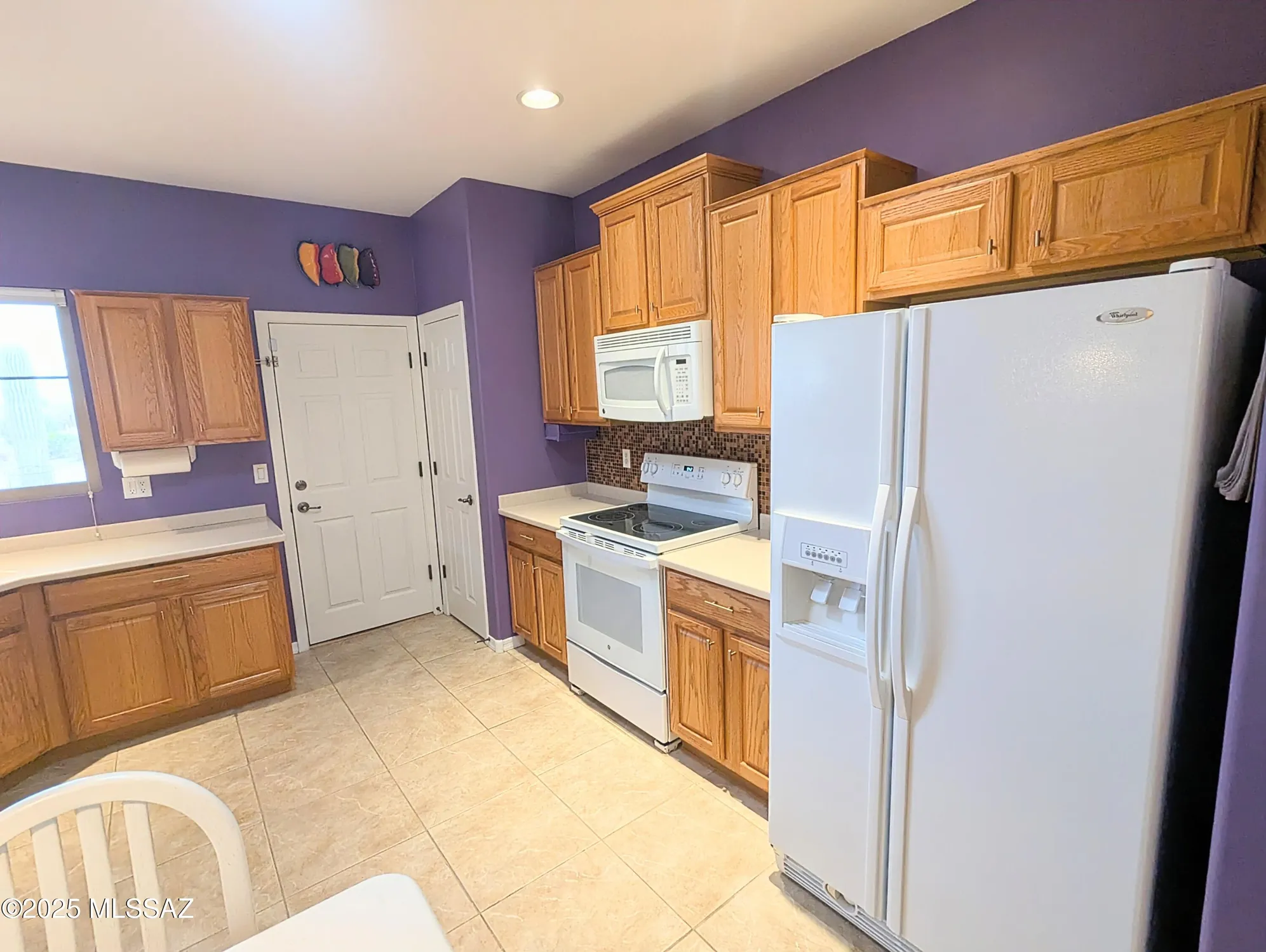 Property Slideshow image 14 of 50 | 111 w calle moncayo, Sahuarita, AZ, 85629