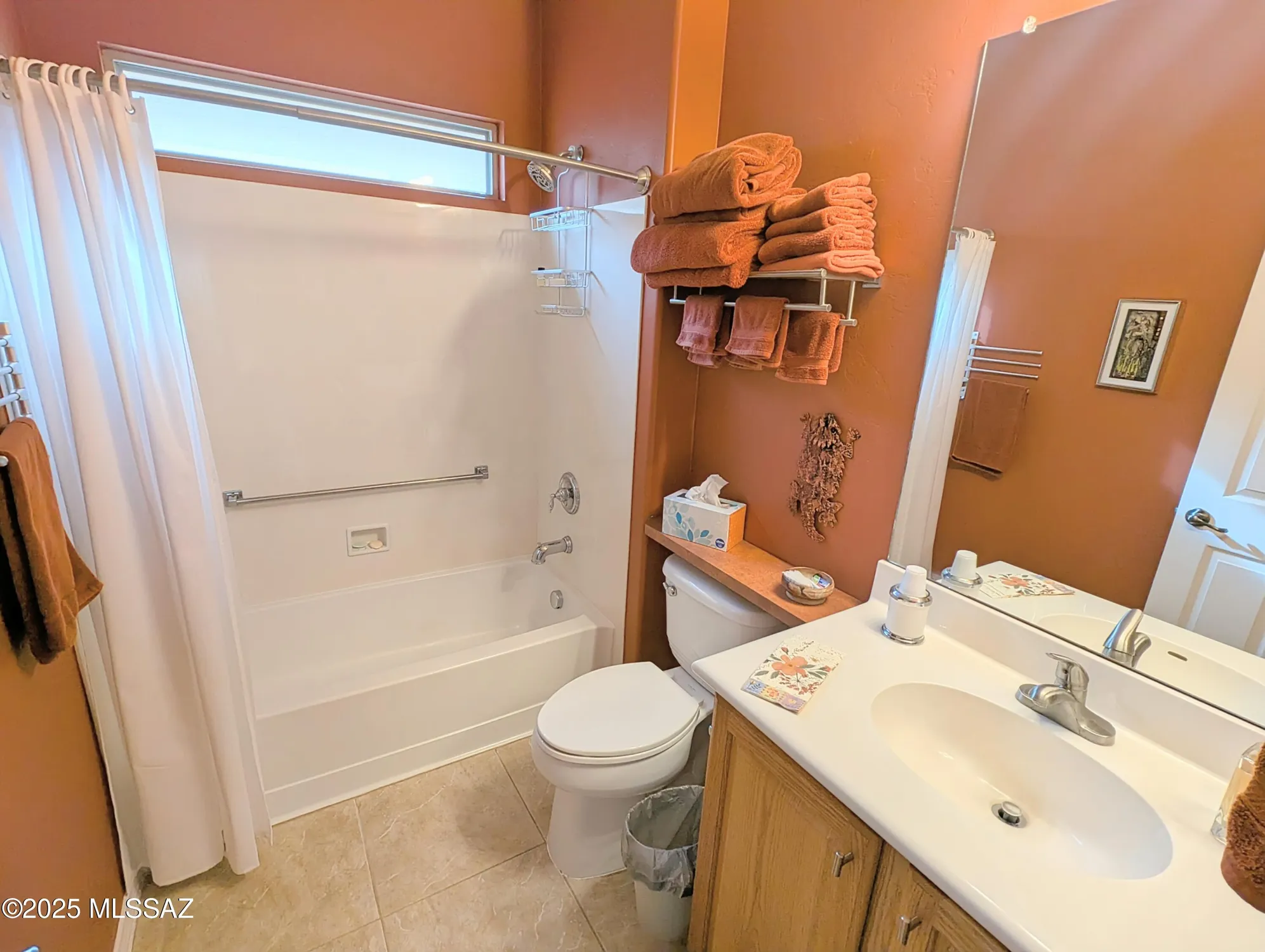 Property Slideshow image 32 of 50 | 111 w calle moncayo, Sahuarita, AZ, 85629