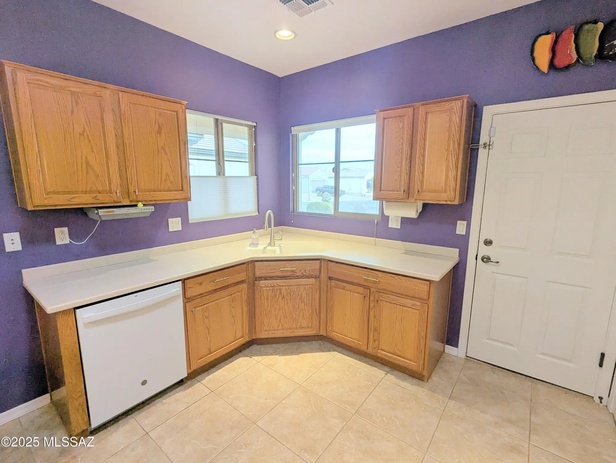 Property Slideshow image 20 of 50 | 111 w calle moncayo, Sahuarita, AZ, 85629