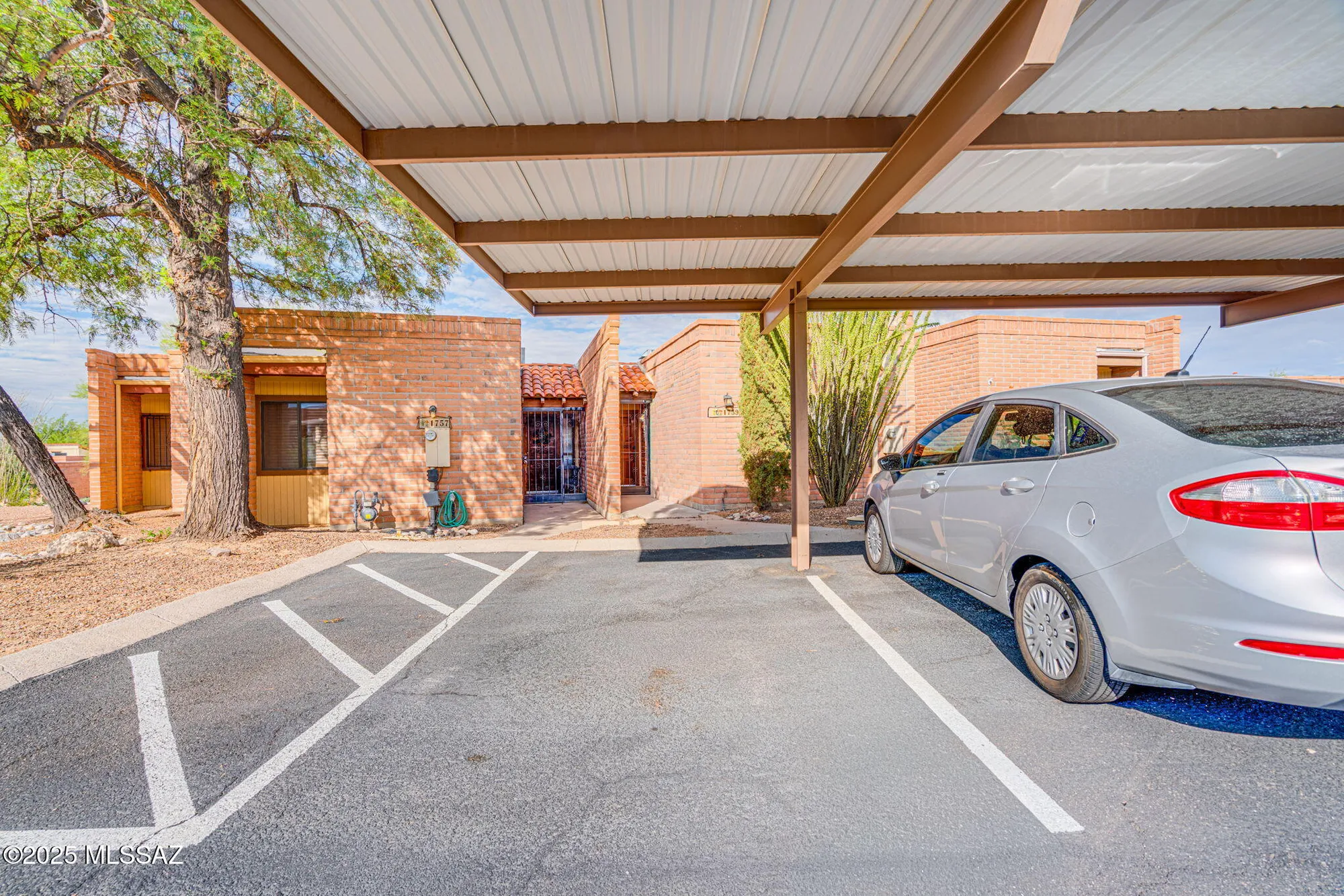 Property Slideshow image 29 of 34 | 1759 w dalehaven cir, Tucson, AZ, 85704