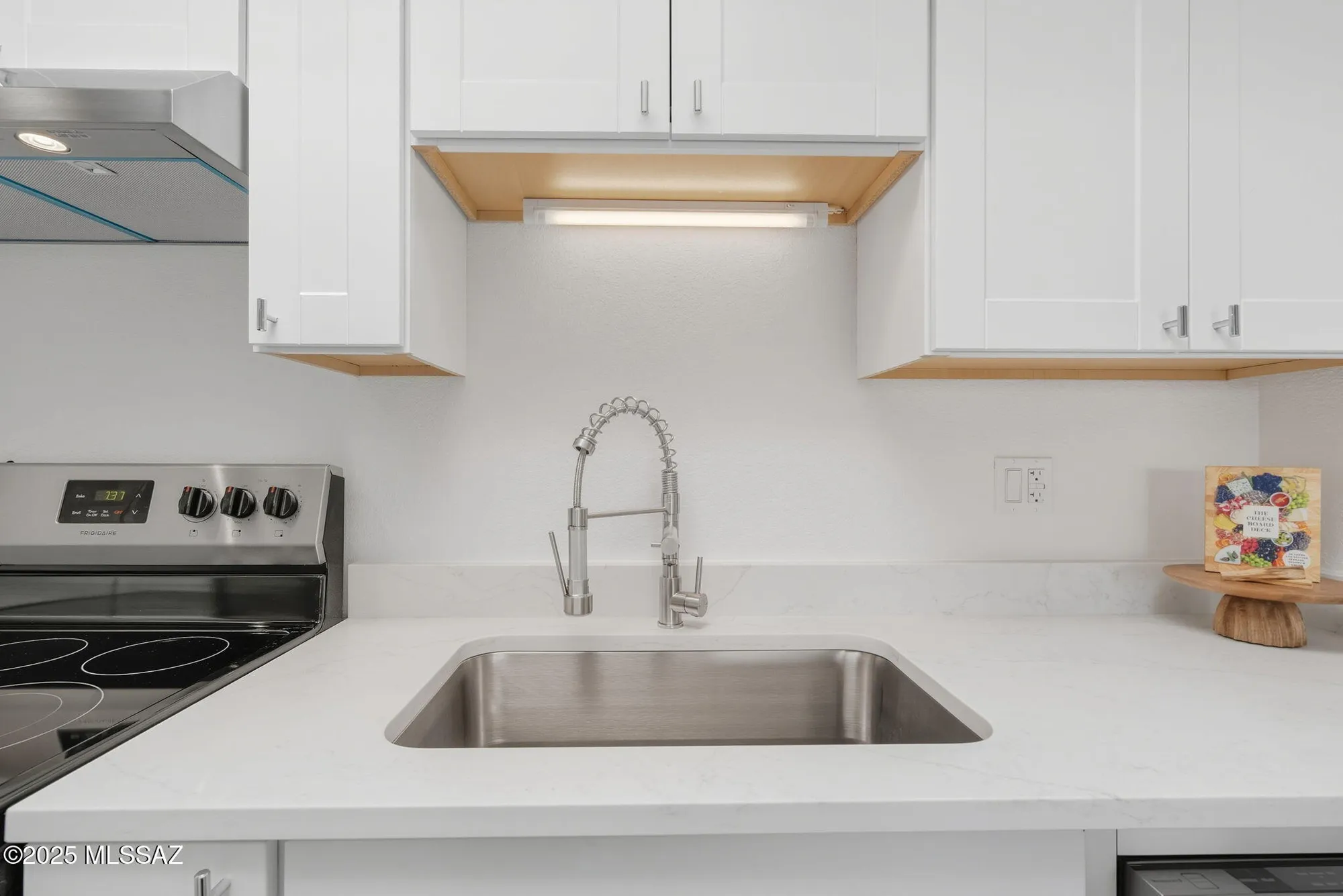 Property Slideshow image 19 of 34 | 1759 w dalehaven cir, Tucson, AZ, 85704