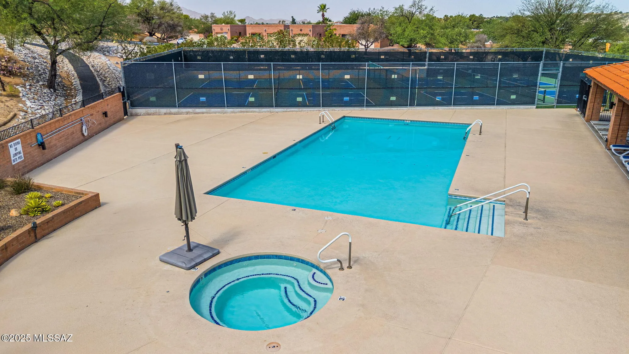 Property Slideshow image 30 of 34 | 1759 w dalehaven cir, Tucson, AZ, 85704