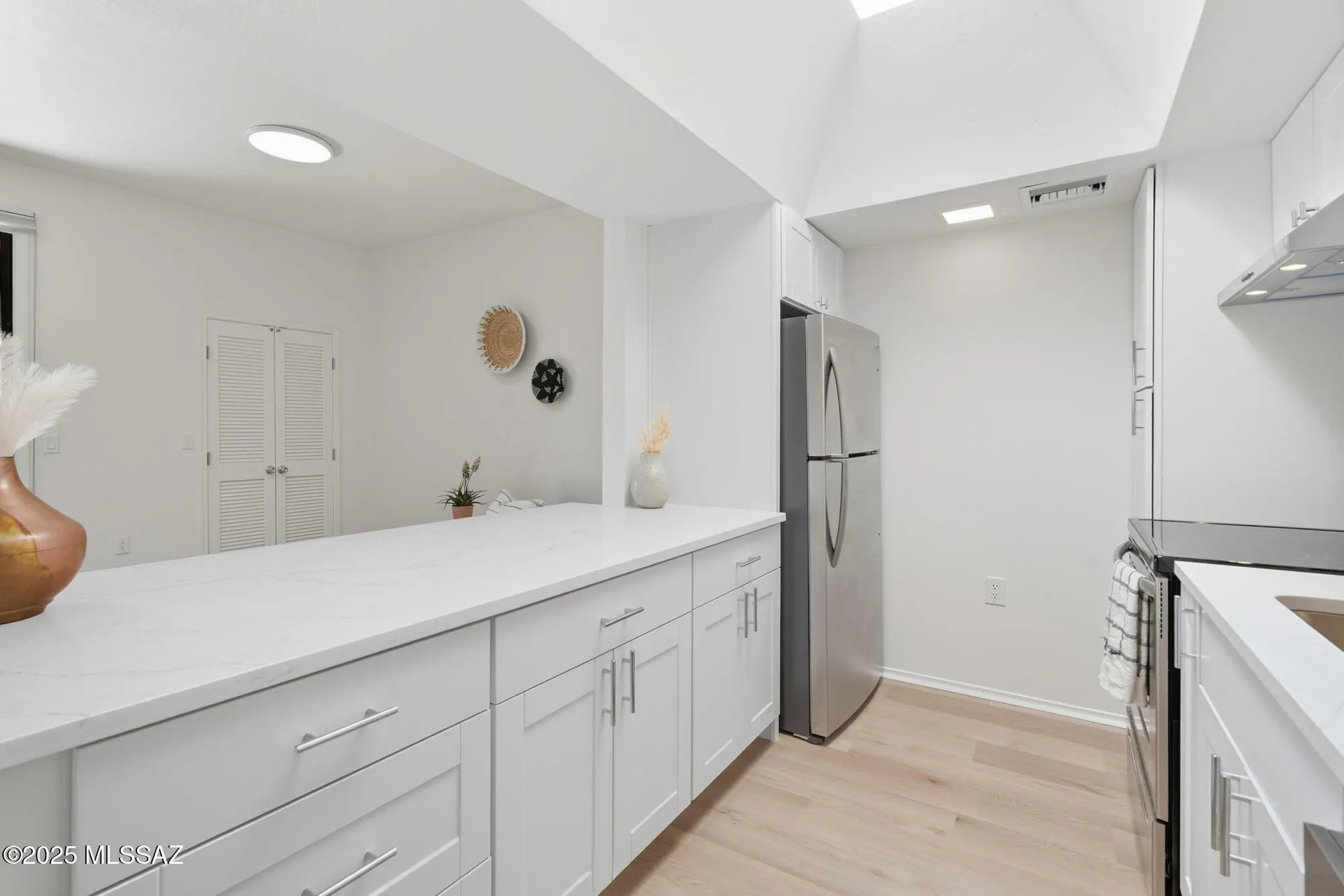 Property Slideshow image 15 of 34 | 1759 w dalehaven cir, Tucson, AZ, 85704