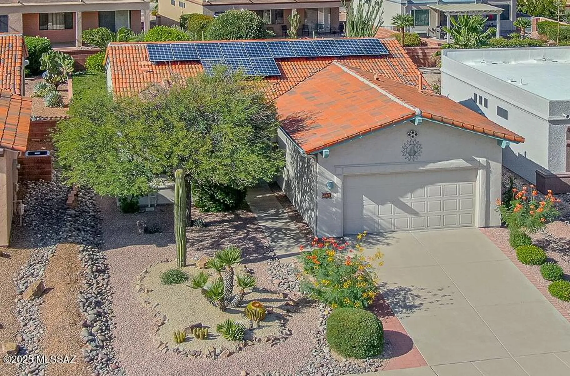 Property Slideshow image 1 of 44 | 830 w ashworth rd, Green Valley, AZ, 85614
