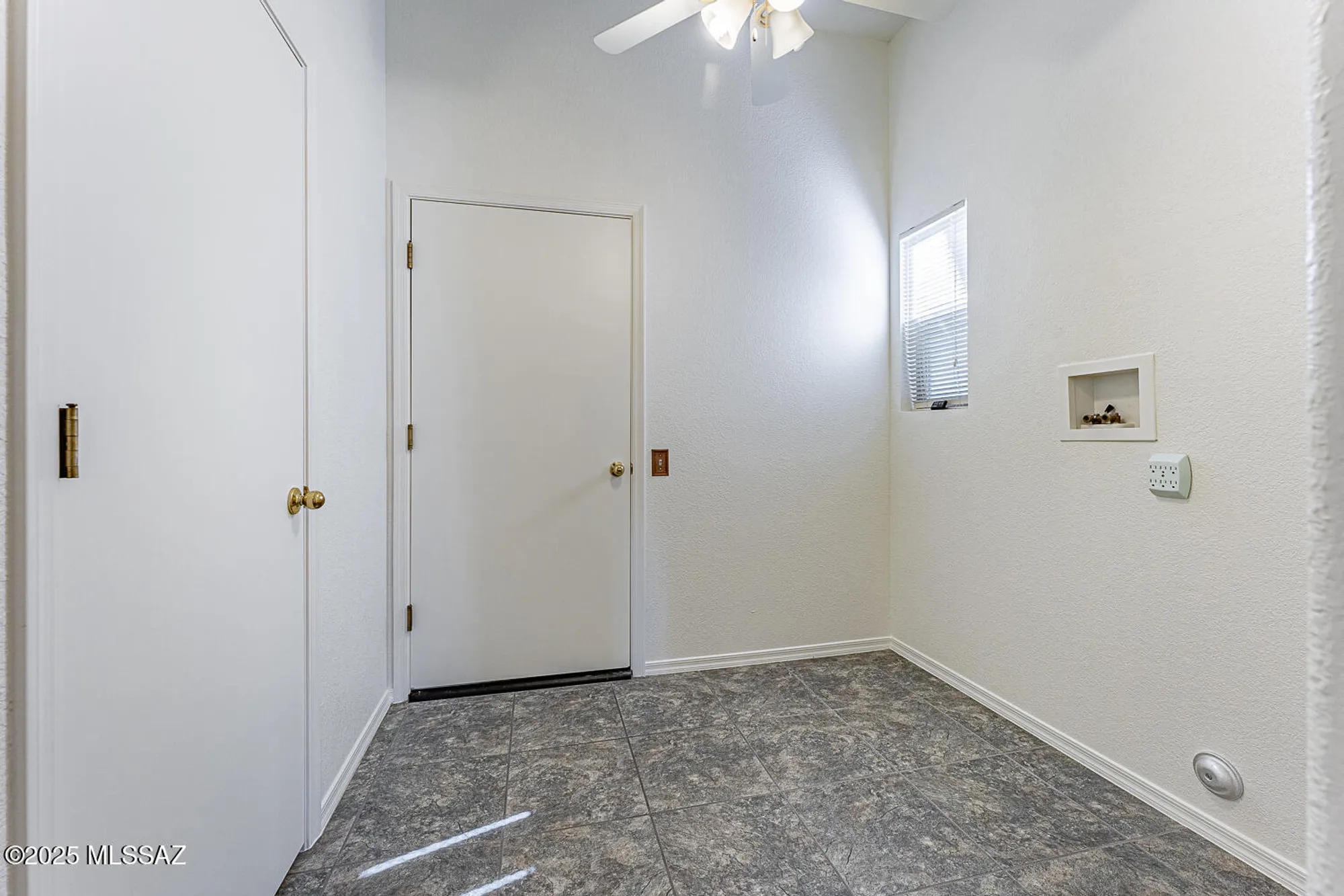 Property Slideshow image 29 of 44 | 830 w ashworth rd, Green Valley, AZ, 85614