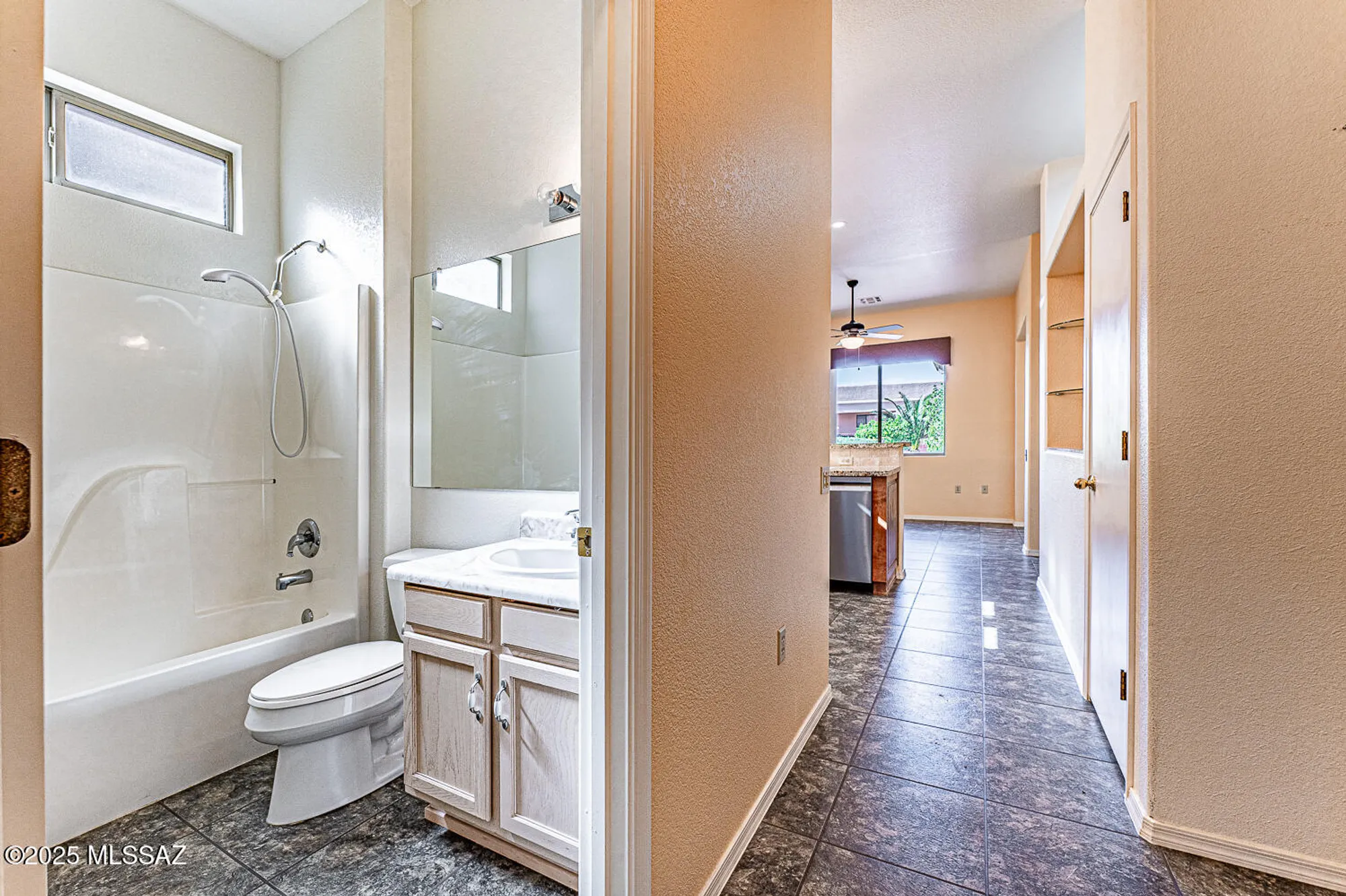 Property Slideshow image 26 of 44 | 830 w ashworth rd, Green Valley, AZ, 85614