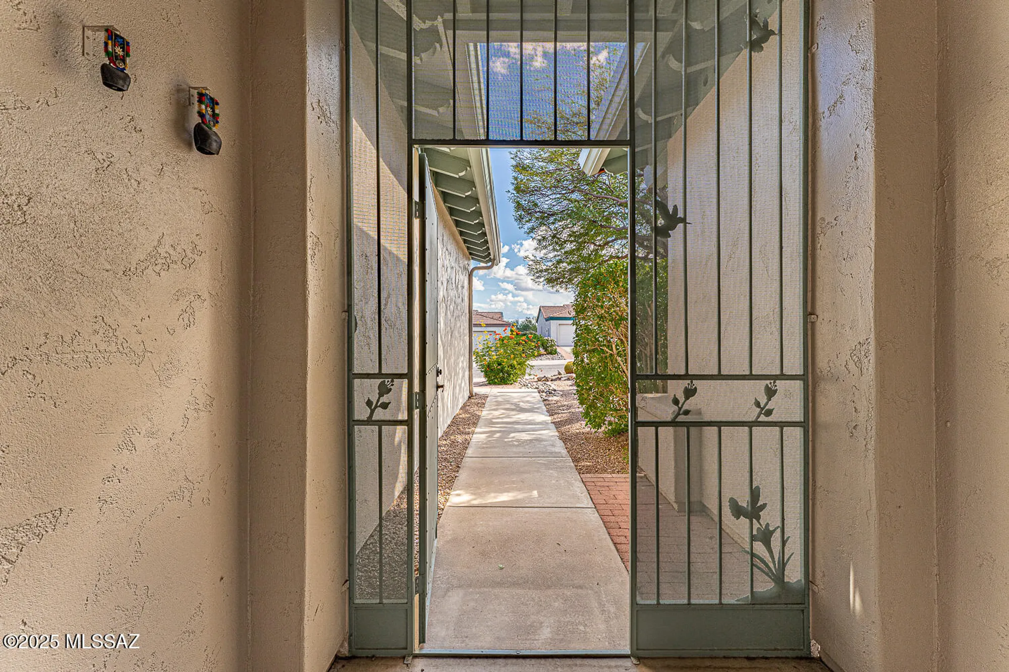 Property Slideshow image 5 of 44 | 830 w ashworth rd, Green Valley, AZ, 85614