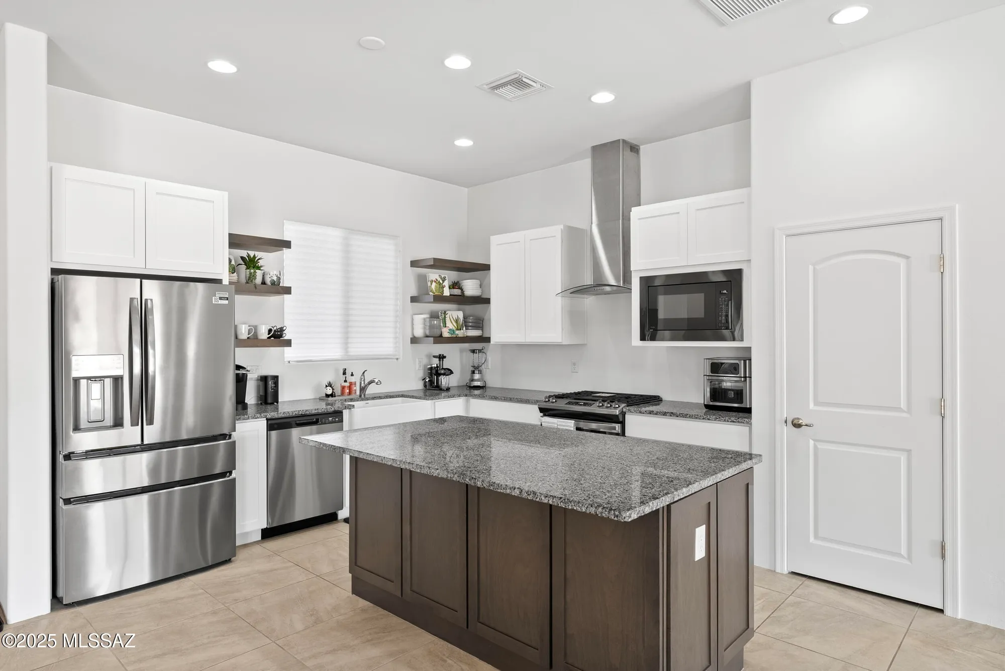 Property Slideshow image 9 of 42 | 8015 s galileo ln, Tucson, AZ, 85747