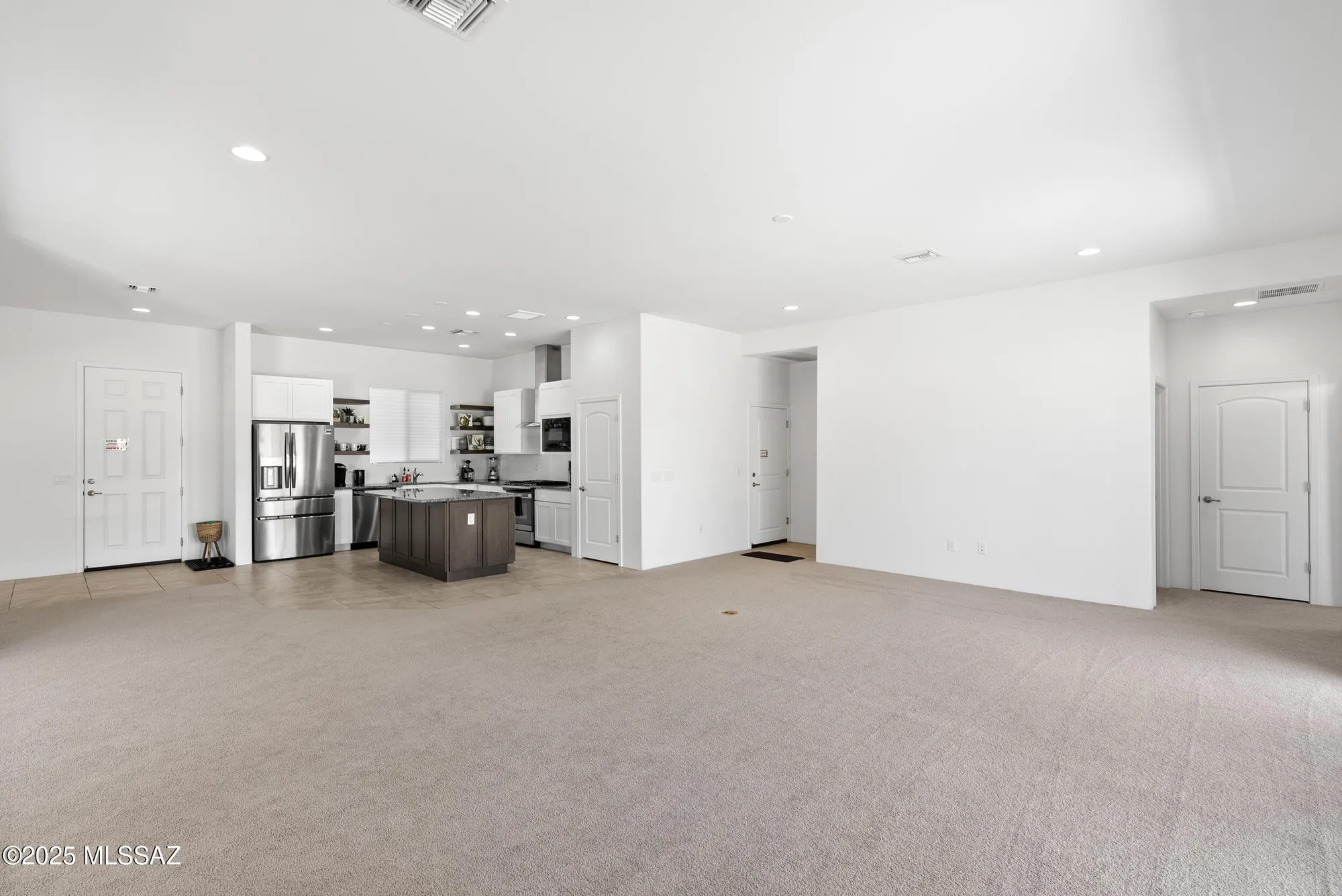 Property Slideshow image 13 of 42 | 8015 s galileo ln, Tucson, AZ, 85747