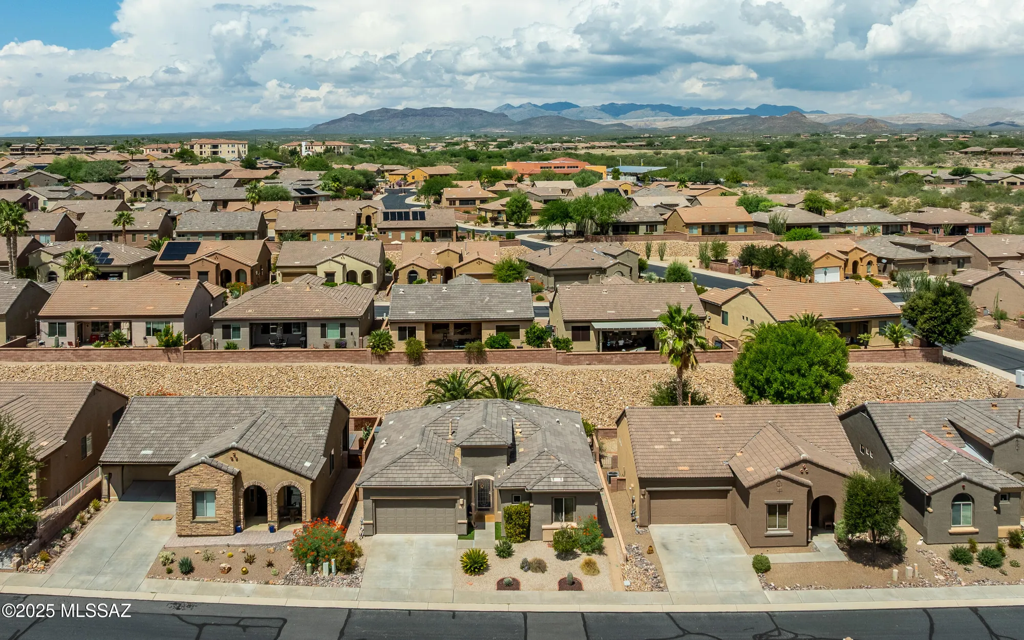 Property Slideshow image 4 of 41 | 5860 s painted canyon dr, Green Valley, AZ, 85622