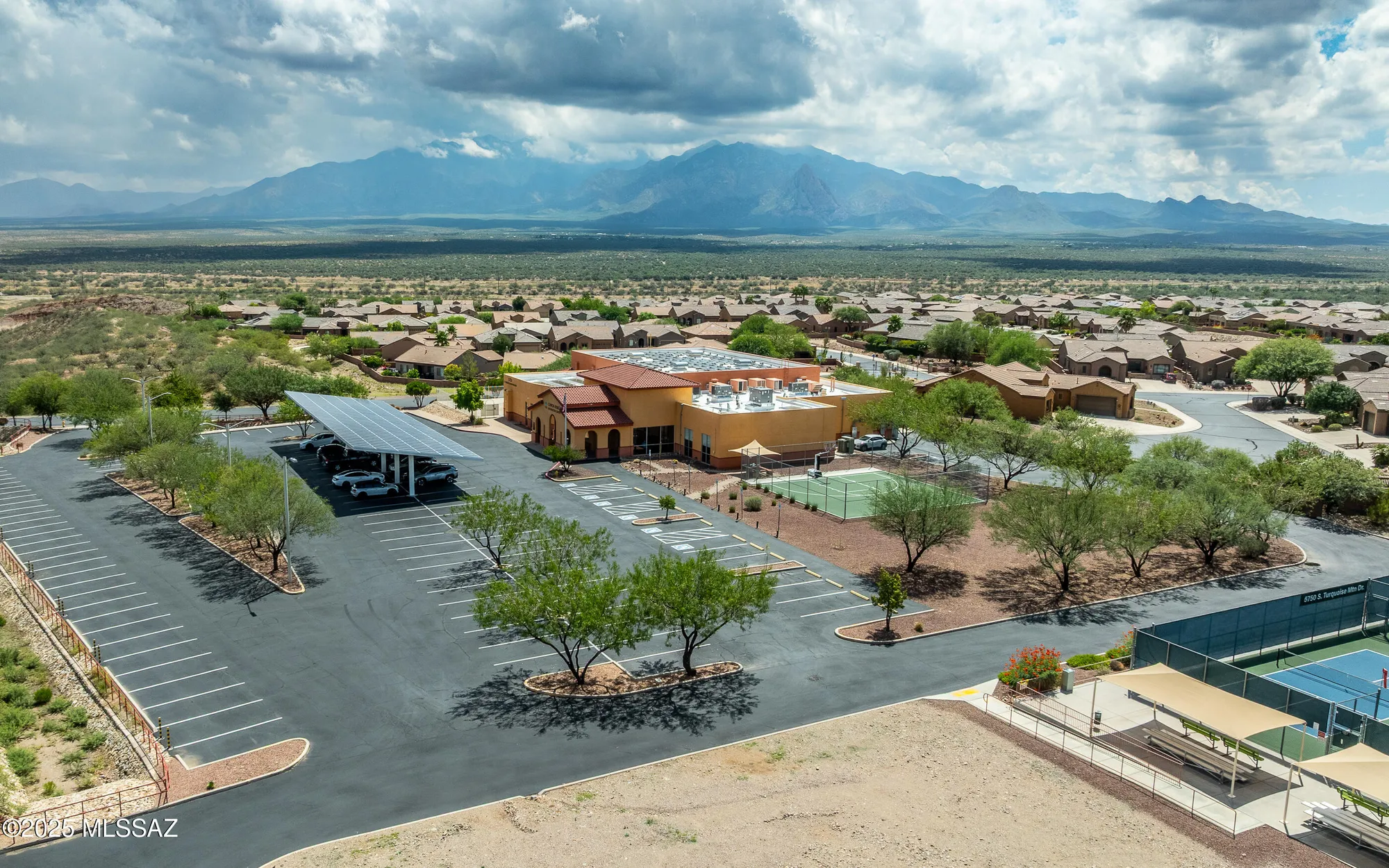 Property Slideshow image 37 of 41 | 5860 s painted canyon dr, Green Valley, AZ, 85622