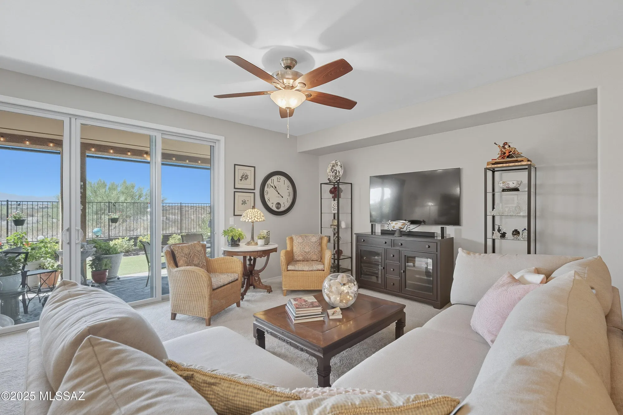 Property Slideshow image 13 of 45 | 10359 s tea wagon way, Vail, AZ, 85641