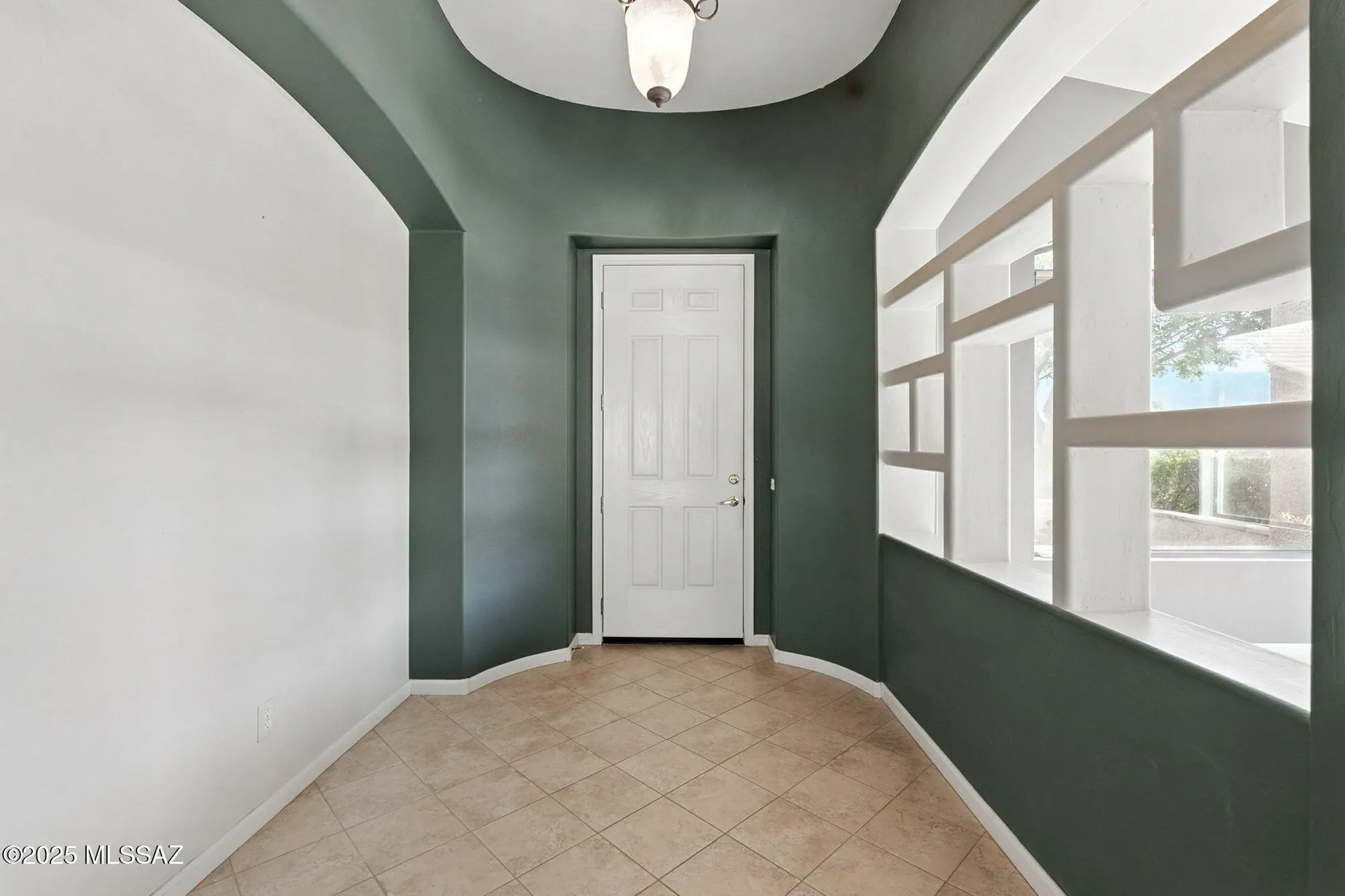 Property Slideshow image 8 of 49 | 38996 s moonwood dr, Saddlebrooke, AZ, 85739