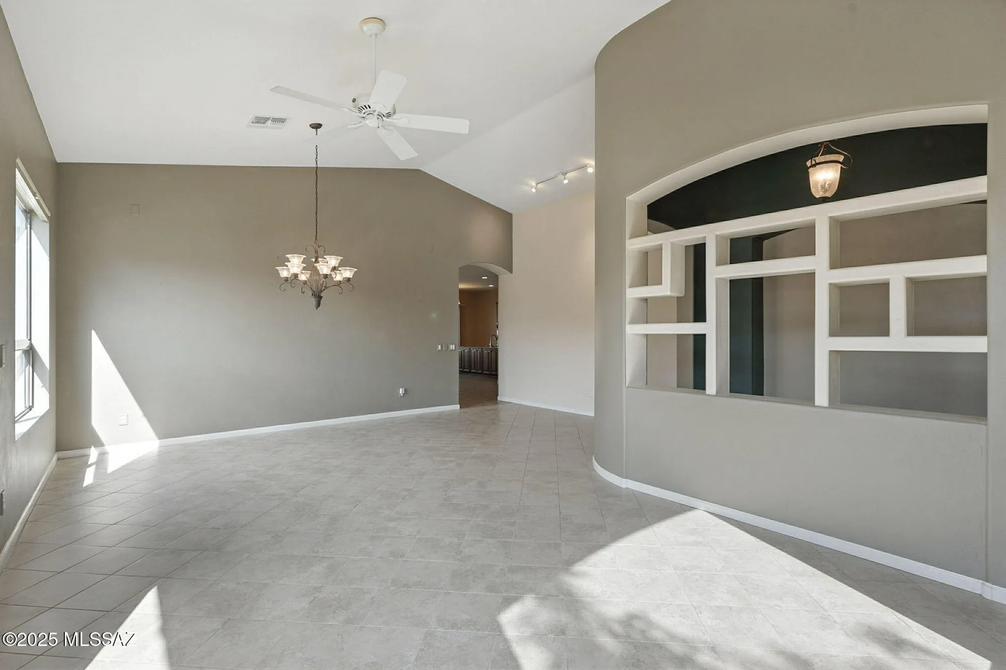 Property Slideshow image 10 of 49 | 38996 s moonwood dr, Saddlebrooke, AZ, 85739