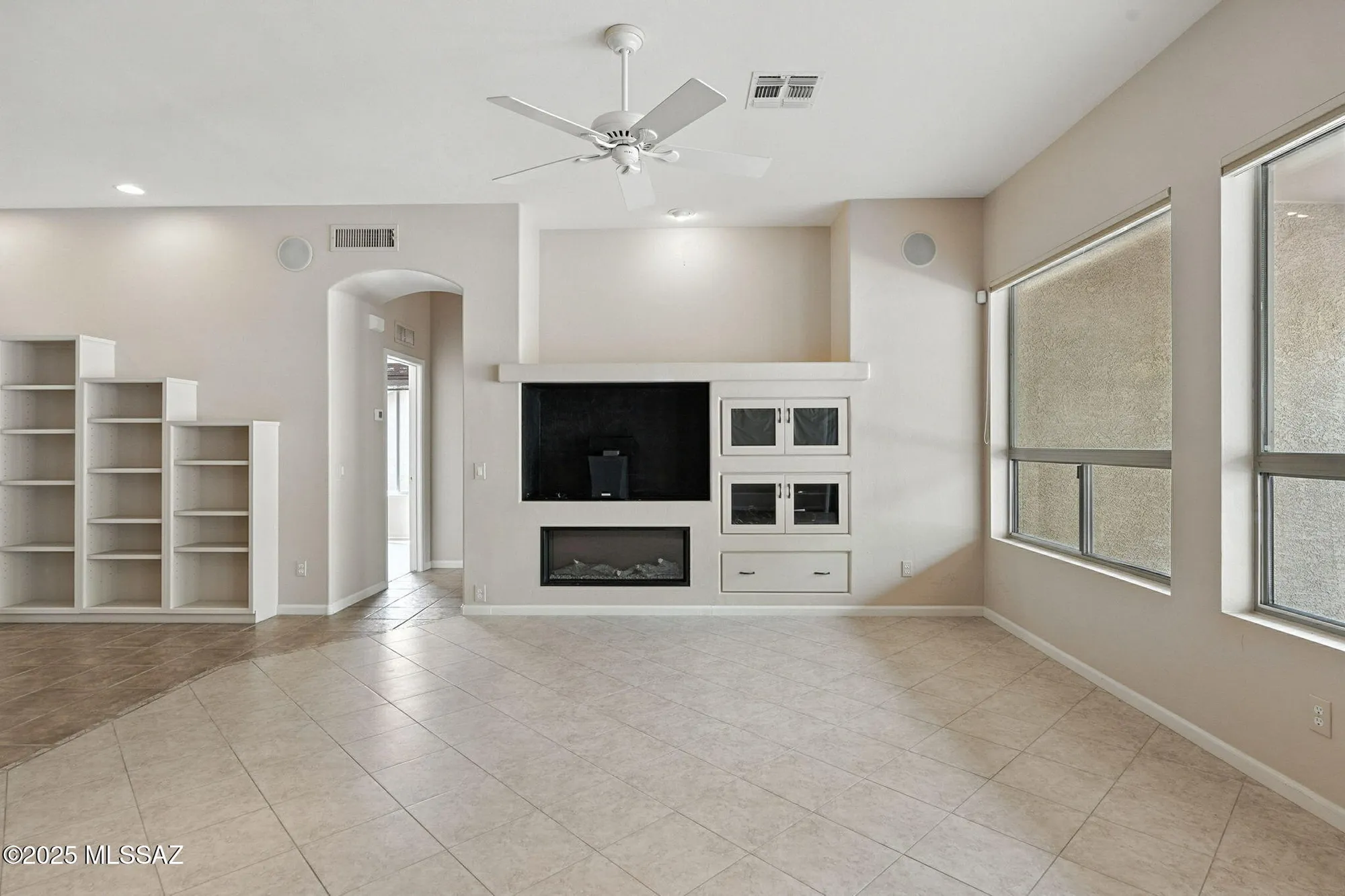 Property Slideshow image 15 of 49 | 38996 s moonwood dr, Saddlebrooke, AZ, 85739