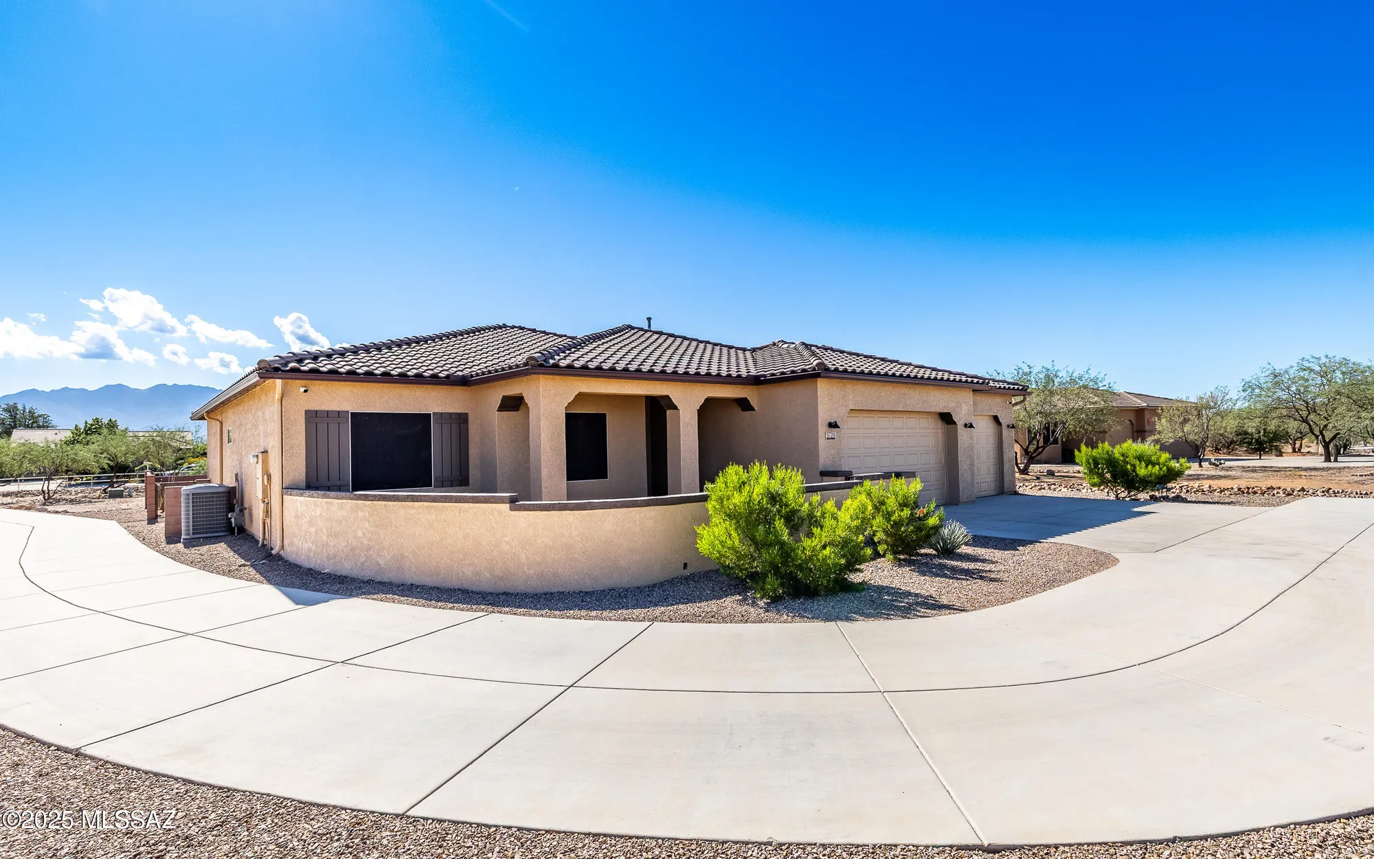 Property Slideshow image 3 of 43 | 5724 s atascosa peak dr, Green Valley, AZ, 85622