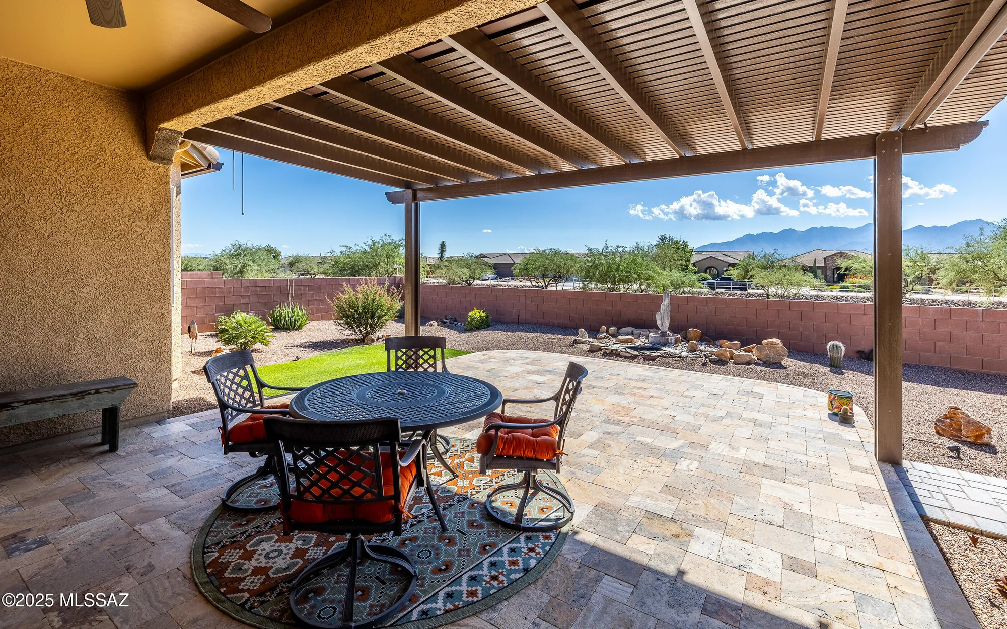 Property Slideshow image 32 of 43 | 5724 s atascosa peak dr, Green Valley, AZ, 85622
