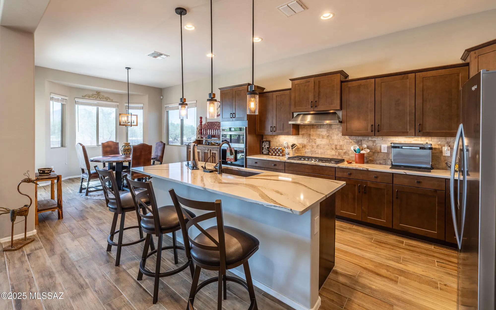 Property Slideshow image 7 of 43 | 5724 s atascosa peak dr, Green Valley, AZ, 85622