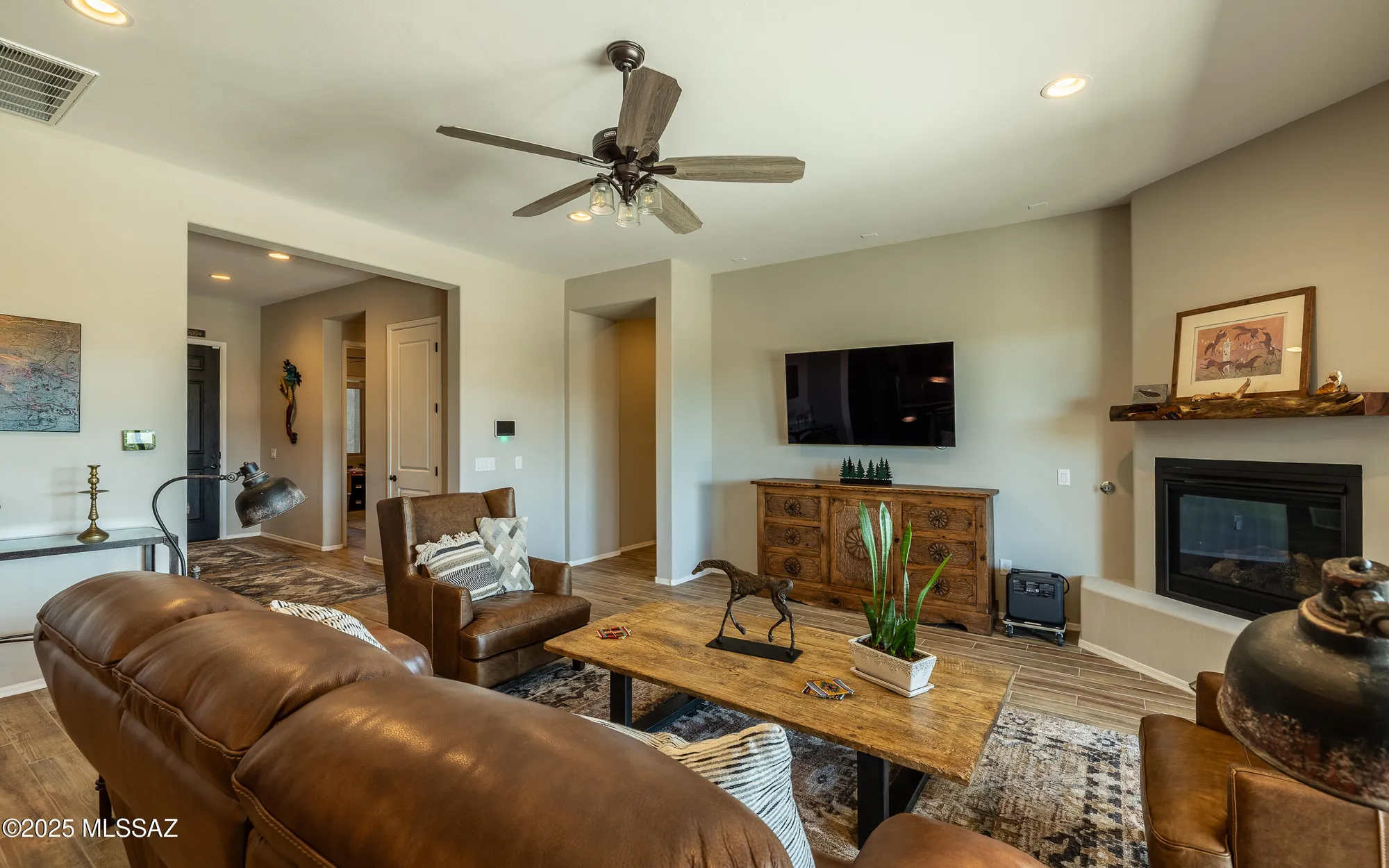 Property Slideshow image 15 of 43 | 5724 s atascosa peak dr, Green Valley, AZ, 85622