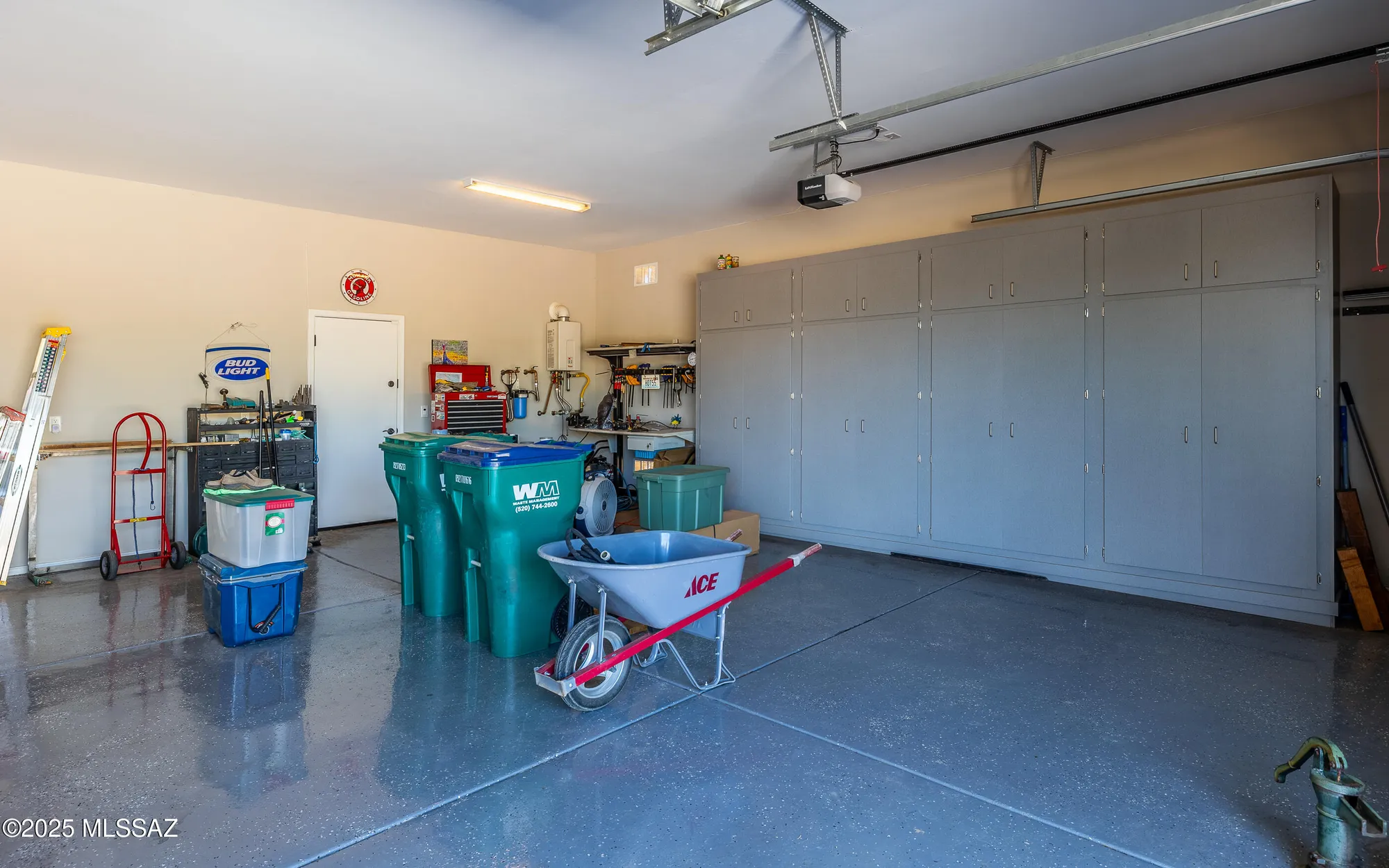 Property Slideshow image 29 of 43 | 5724 s atascosa peak dr, Green Valley, AZ, 85622