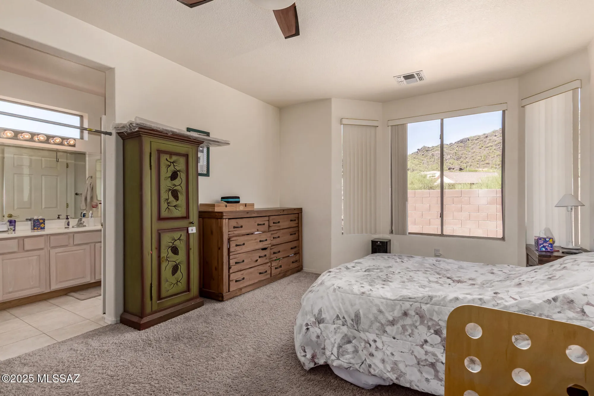Property Slideshow image 14 of 34 | 9455 n whispering shadows way, Tucson, AZ, 85743