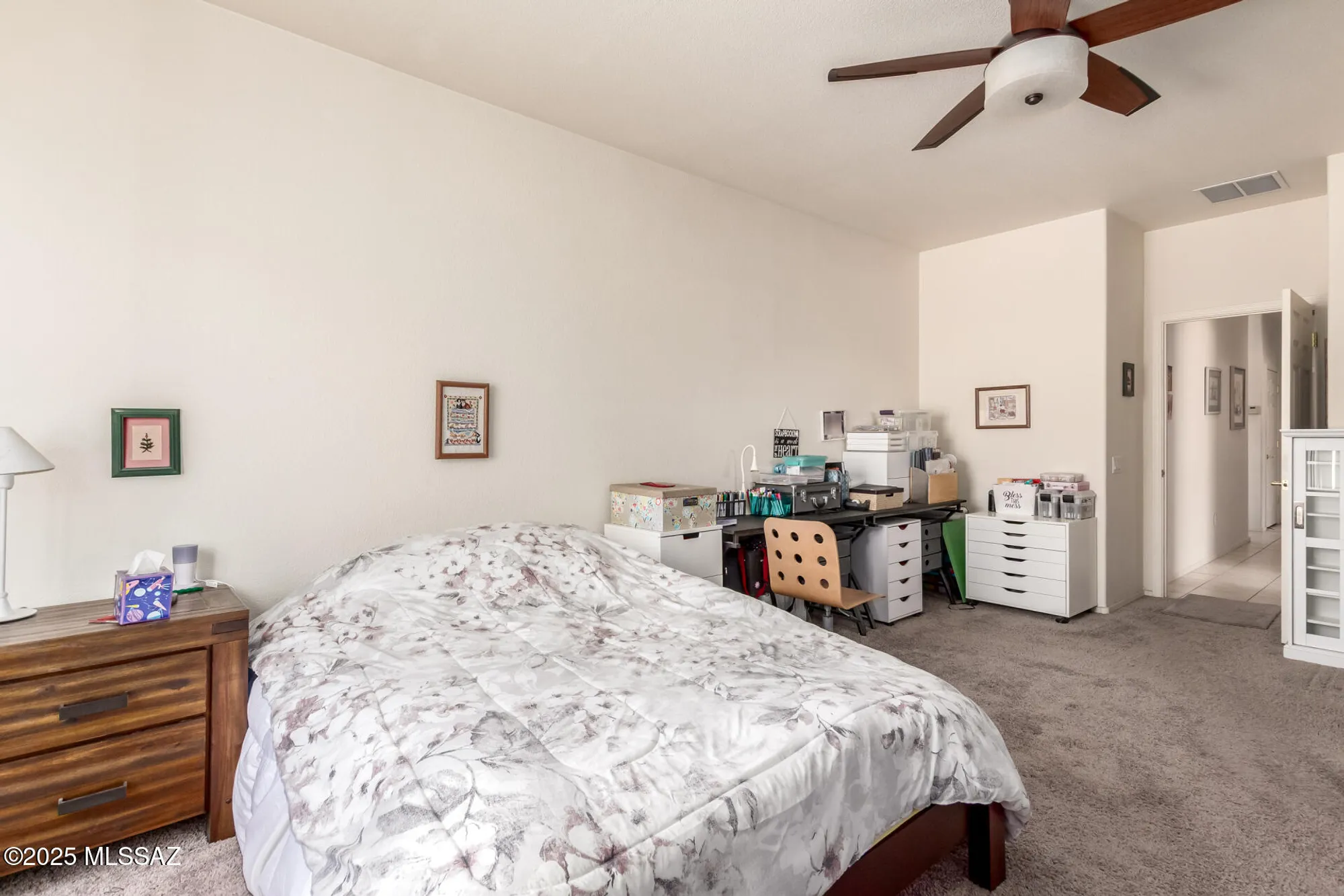 Property Slideshow image 15 of 34 | 9455 n whispering shadows way, Tucson, AZ, 85743