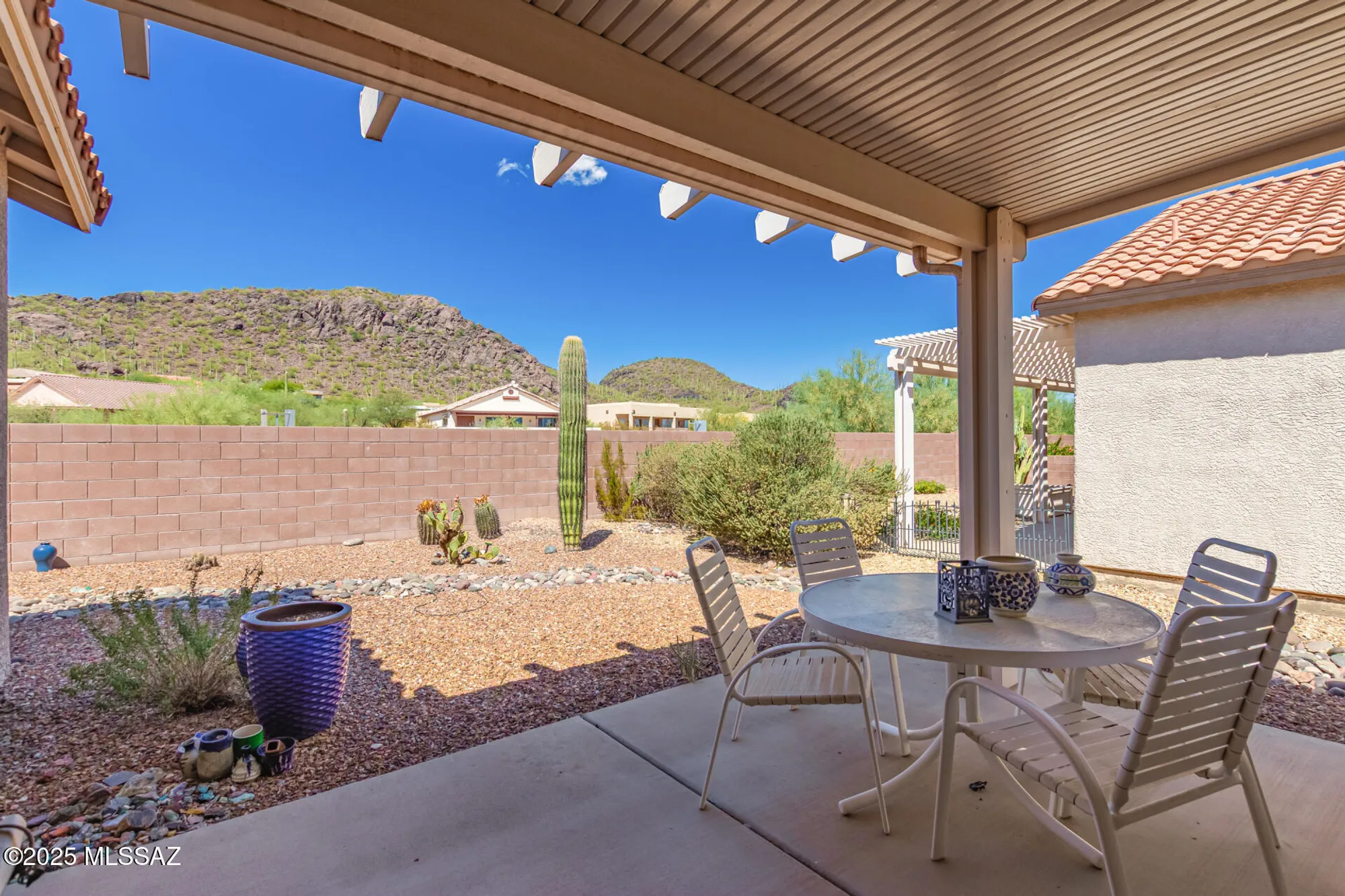 Property Slideshow image 23 of 34 | 9455 n whispering shadows way, Tucson, AZ, 85743