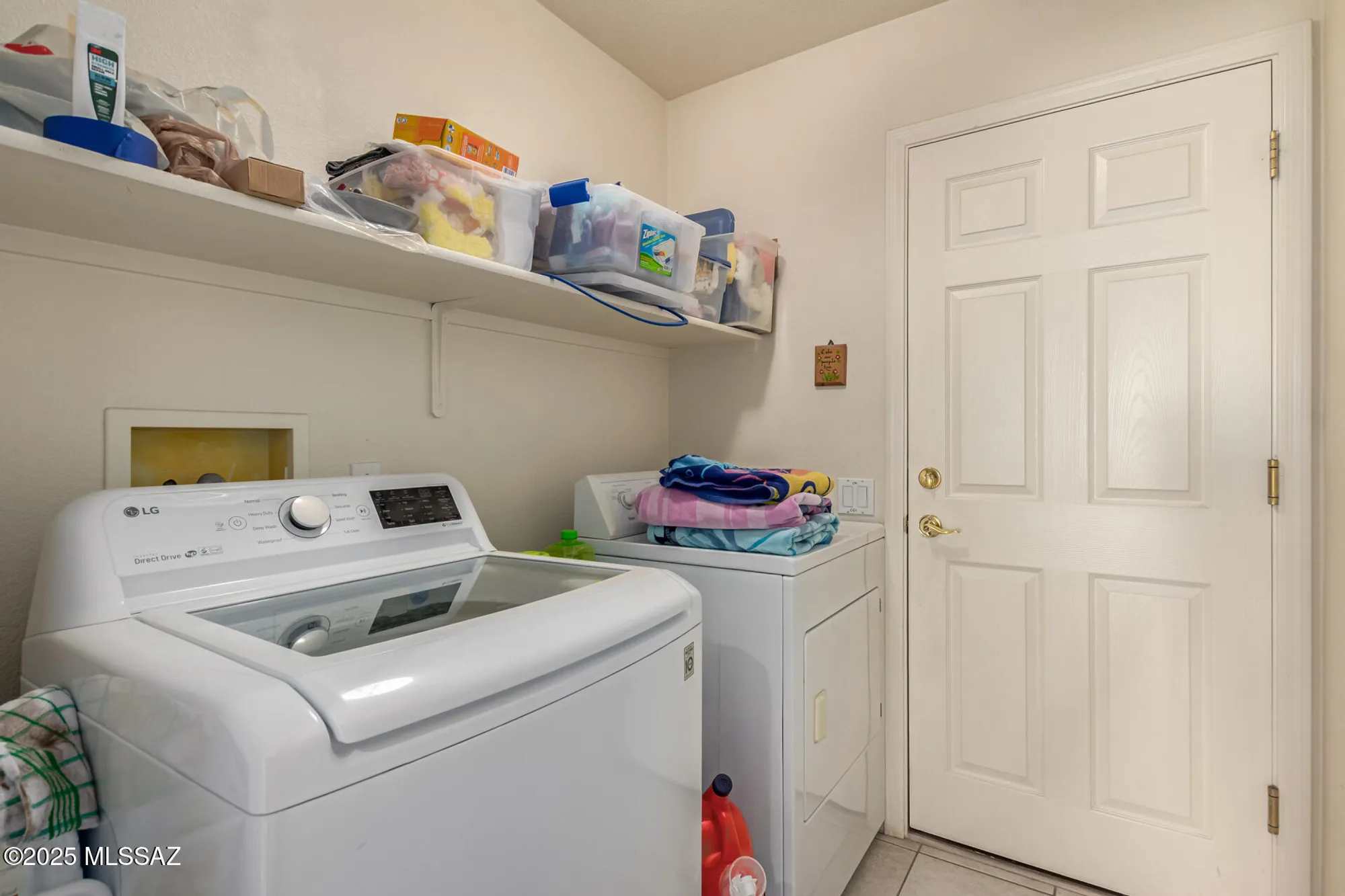 Property Slideshow image 22 of 34 | 9455 n whispering shadows way, Tucson, AZ, 85743