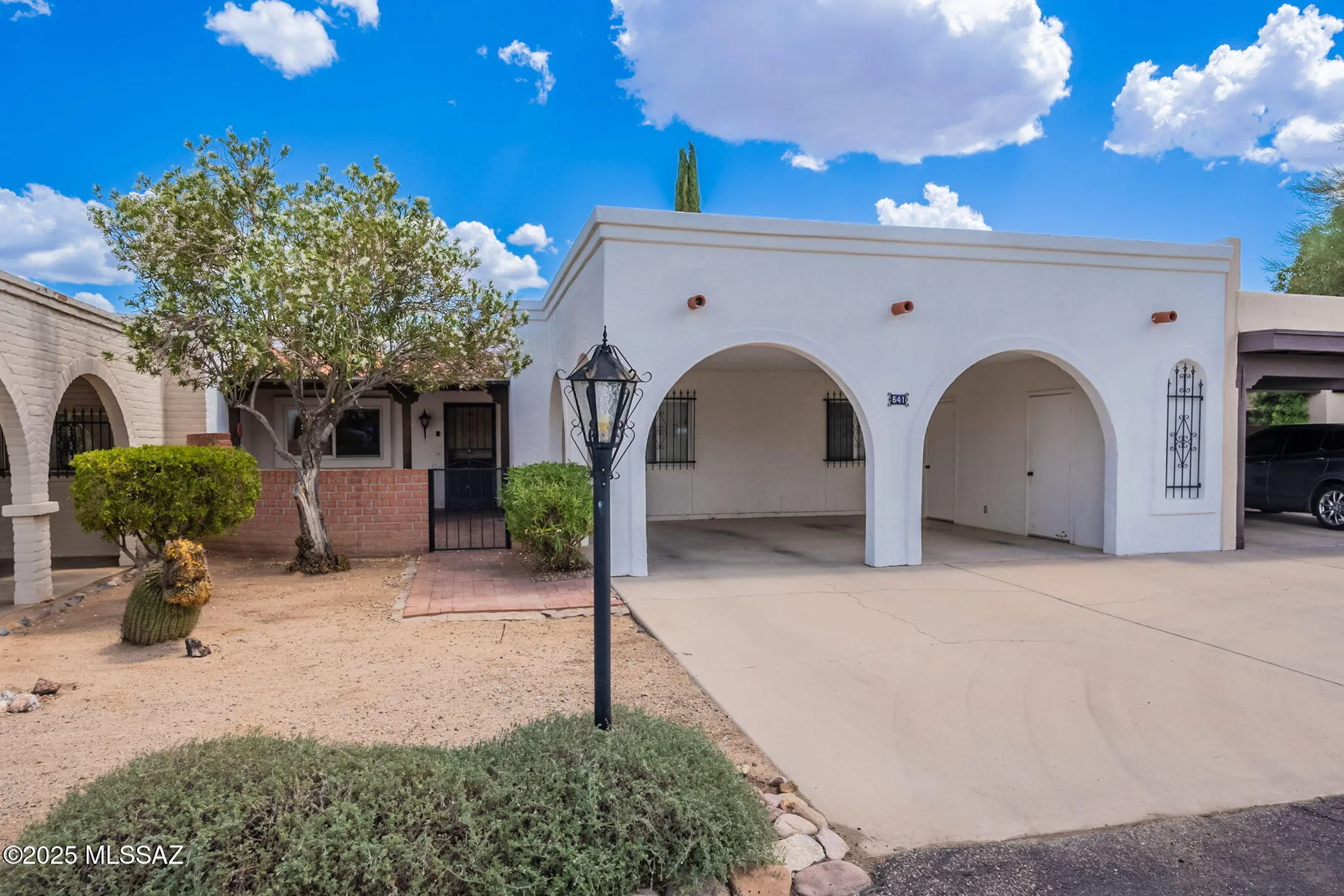 Property Slideshow image 2 of 50 | 641 s los diamantes, Green Valley, AZ, 85614