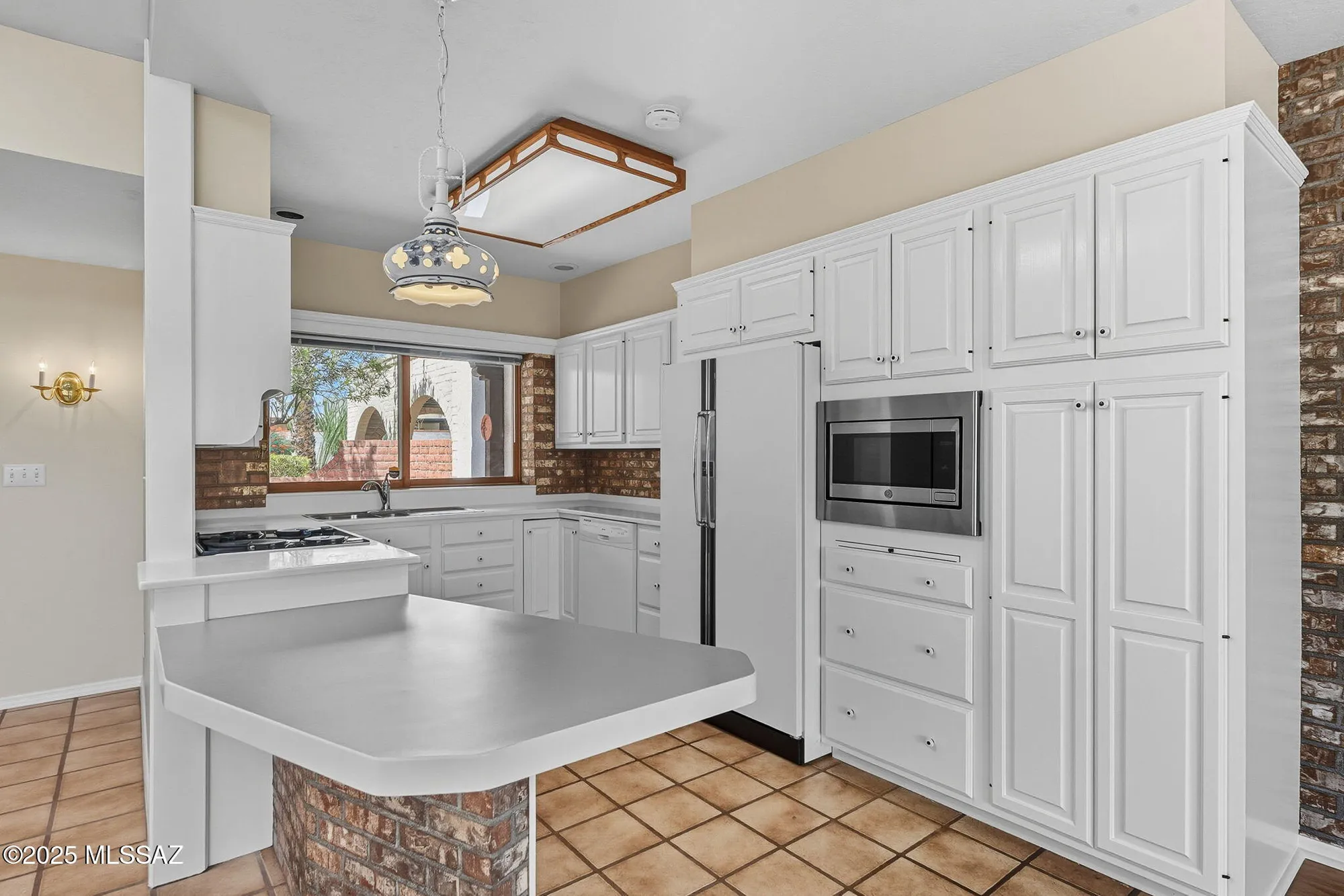 Property Slideshow image 8 of 50 | 641 s los diamantes, Green Valley, AZ, 85614