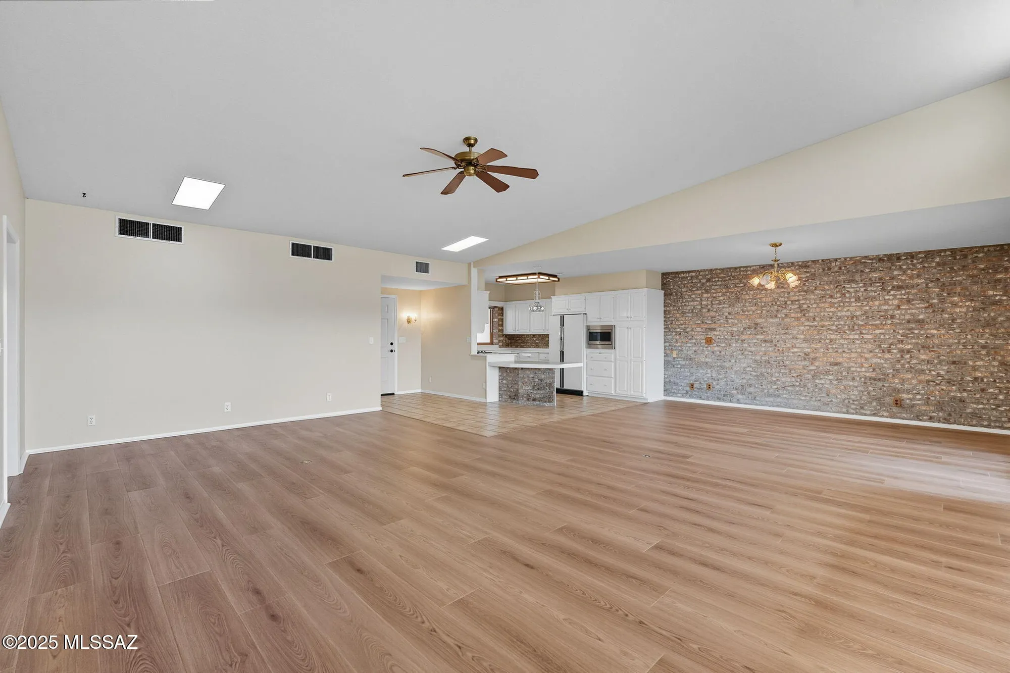 Property Slideshow image 16 of 50 | 641 s los diamantes, Green Valley, AZ, 85614