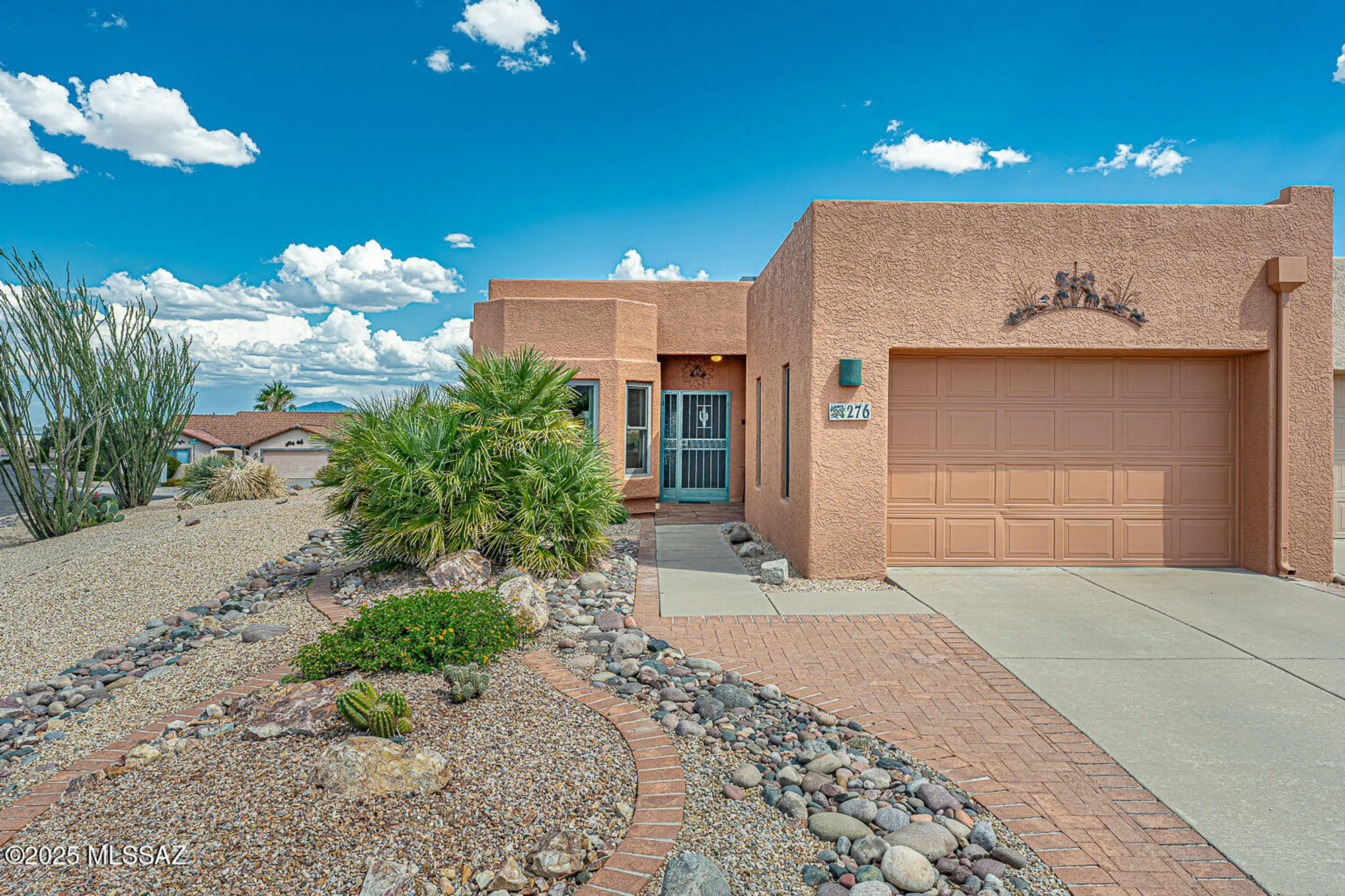 Property Slideshow image 4 of 39 | 276 n running spring dr, Green Valley, AZ, 85614