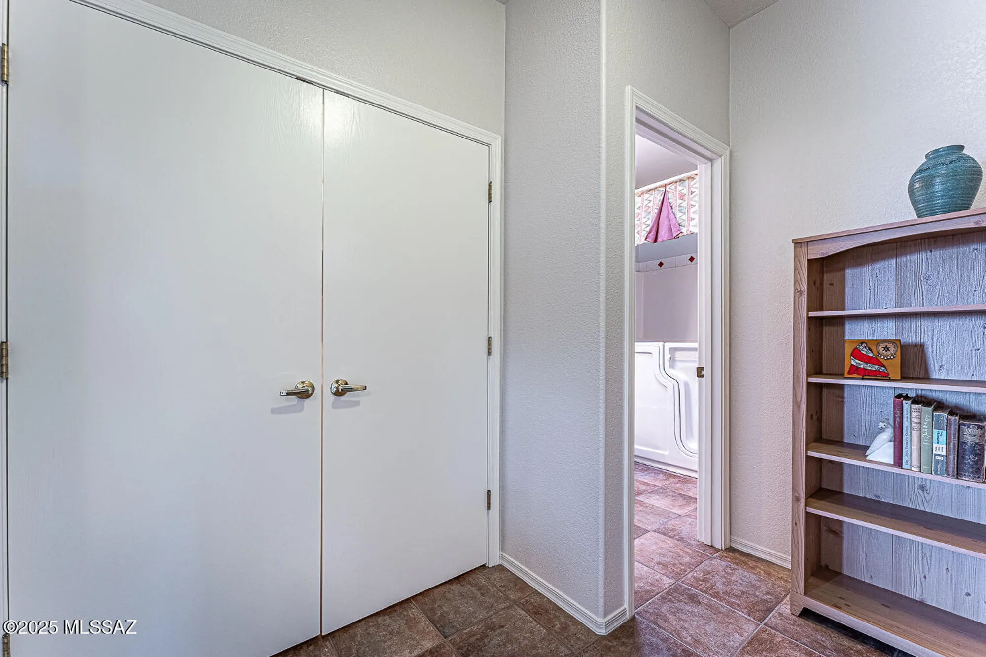 Property Slideshow image 30 of 39 | 276 n running spring dr, Green Valley, AZ, 85614