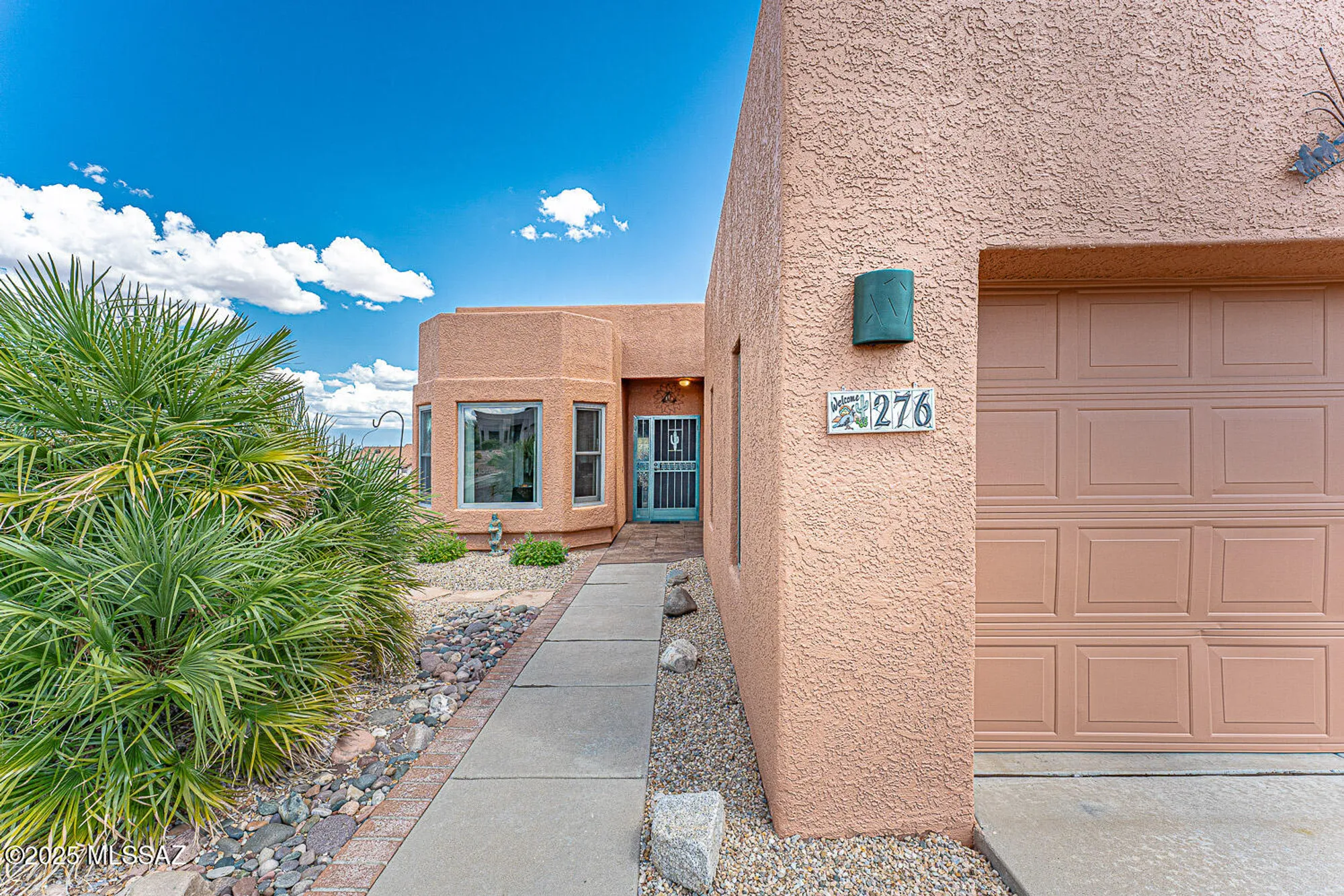 Property Slideshow image 5 of 39 | 276 n running spring dr, Green Valley, AZ, 85614