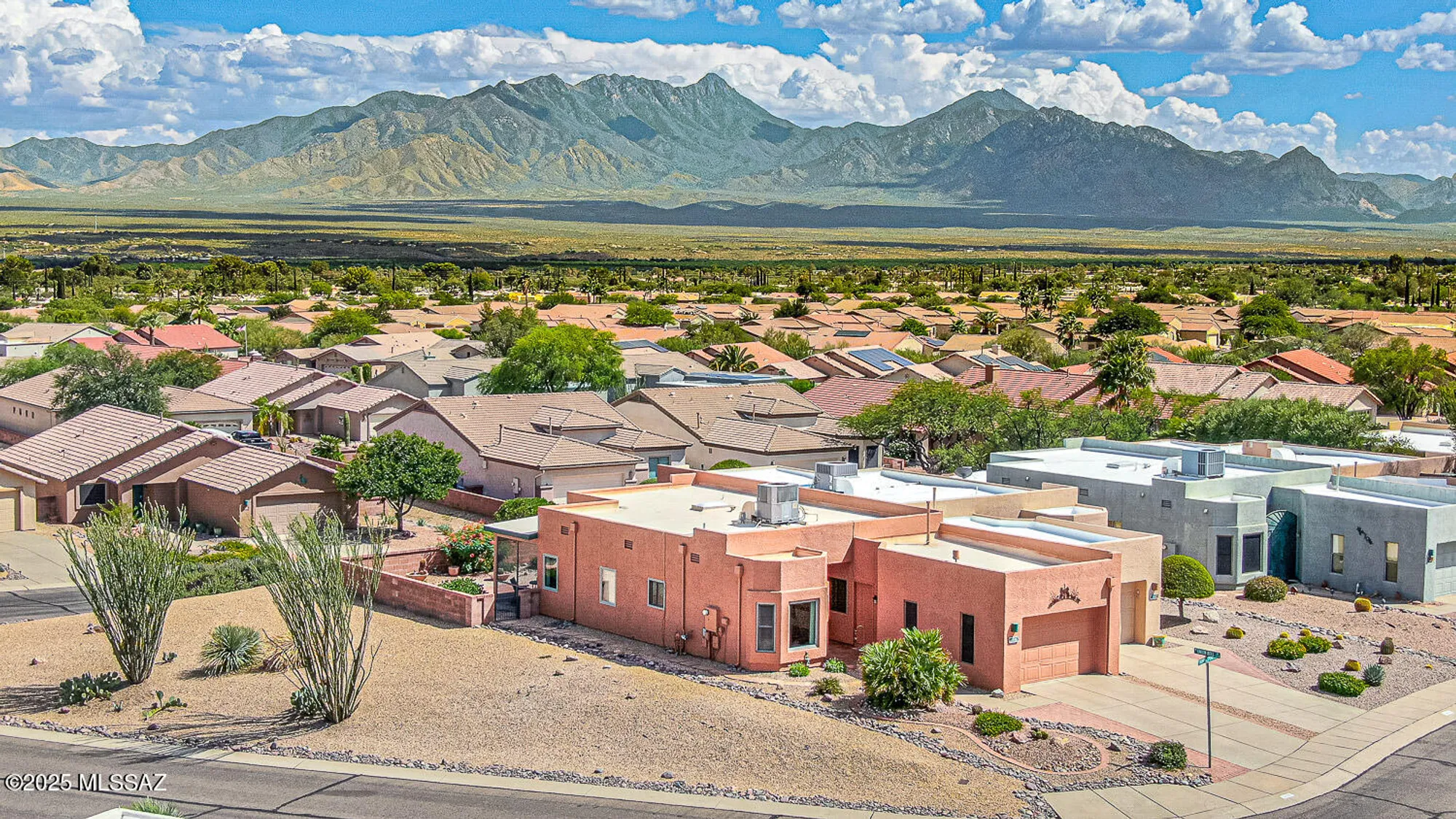 Property Slideshow image 38 of 39 | 276 n running spring dr, Green Valley, AZ, 85614