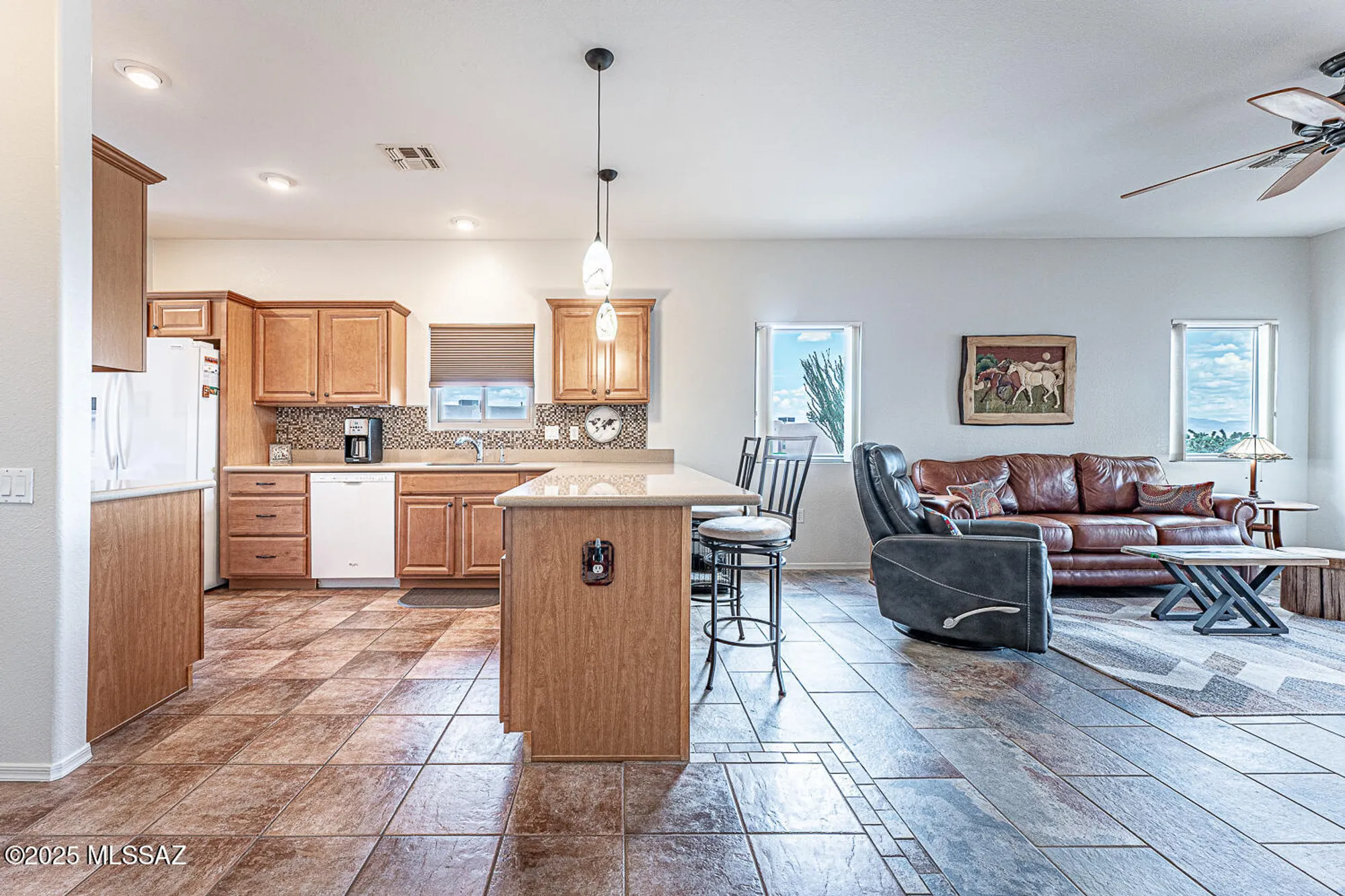 Property Slideshow image 14 of 39 | 276 n running spring dr, Green Valley, AZ, 85614
