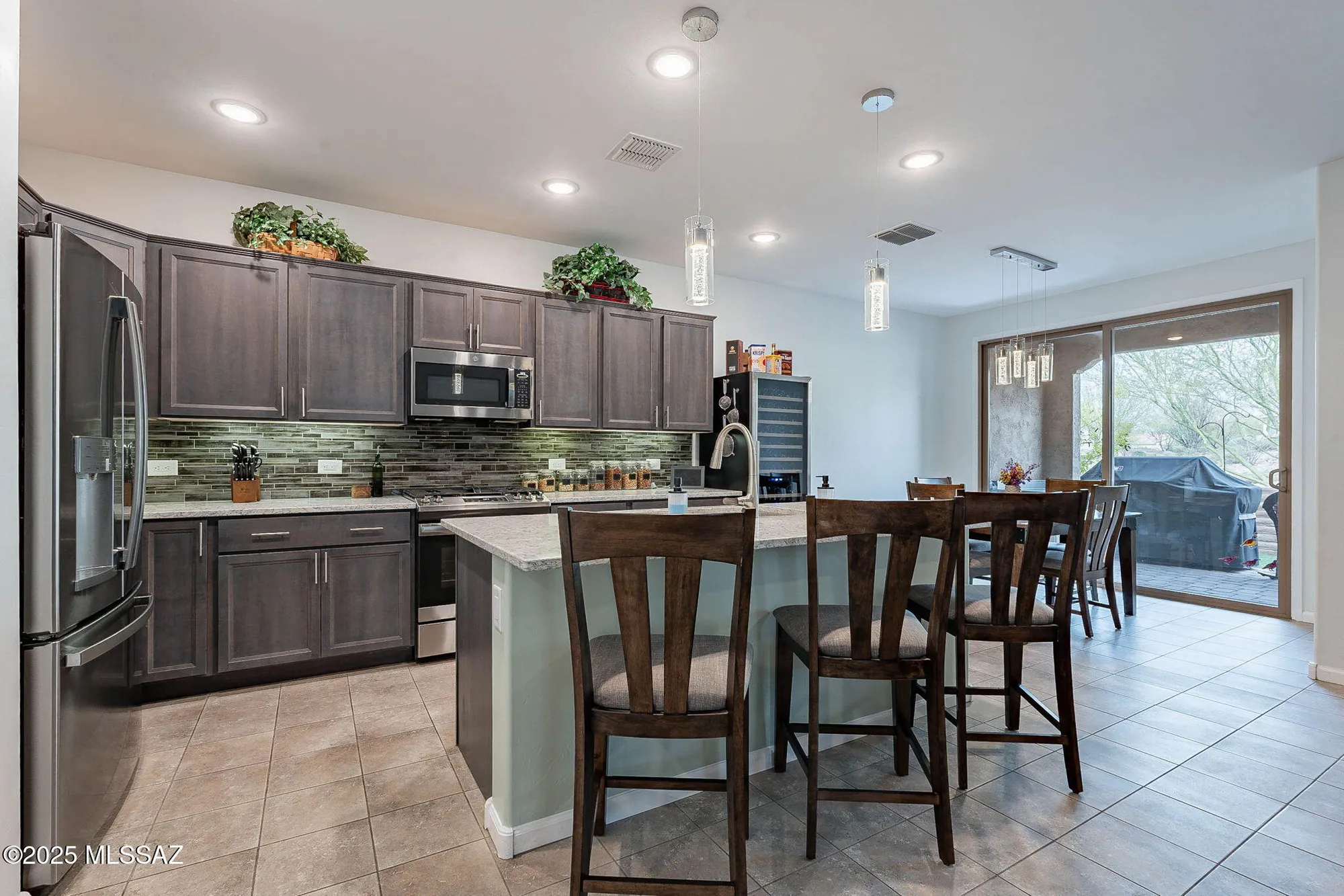 Property Slideshow image 8 of 33 | 1190 n broken hills dr, Green Valley, AZ, 85614